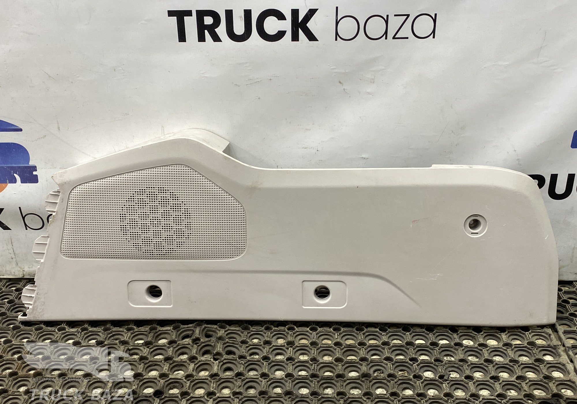 549018214006 Панель салона боковая правая для КАМАЗ 54901