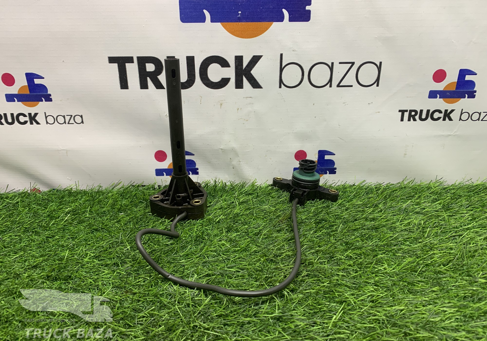 21521353 Датчик уровня масла