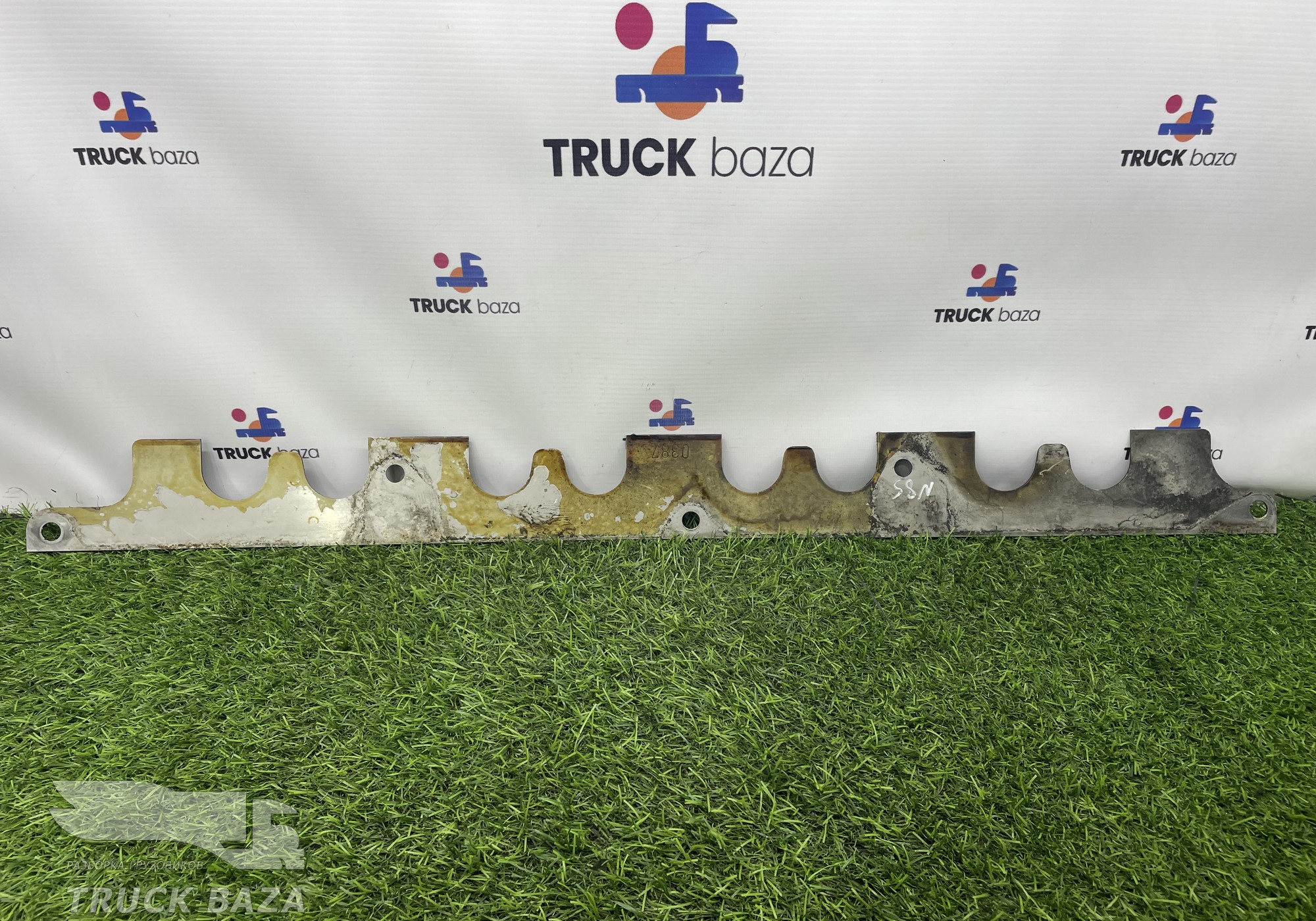 51081200387 Теплозащитный щиток