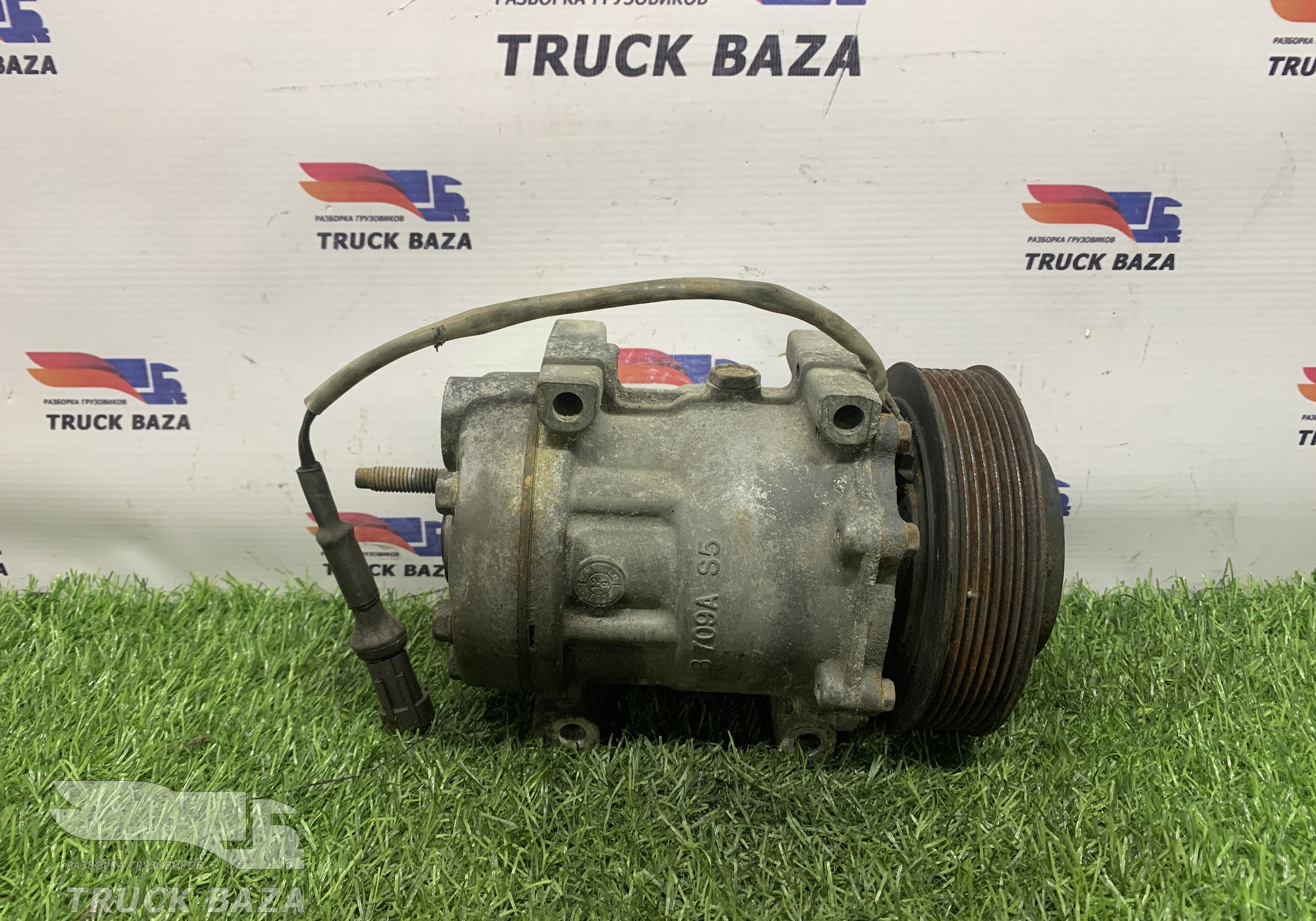 1864126 Компрессор кондиционера