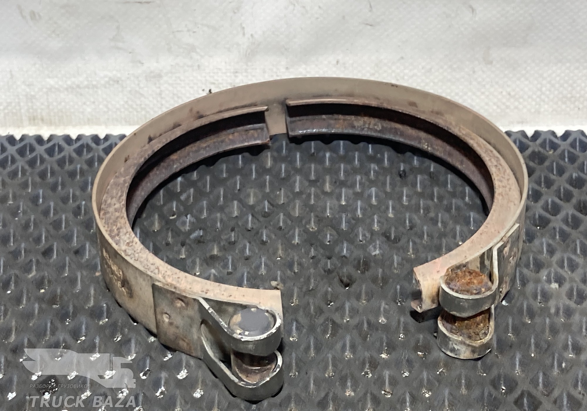 1404764 Хомут горного тормоза