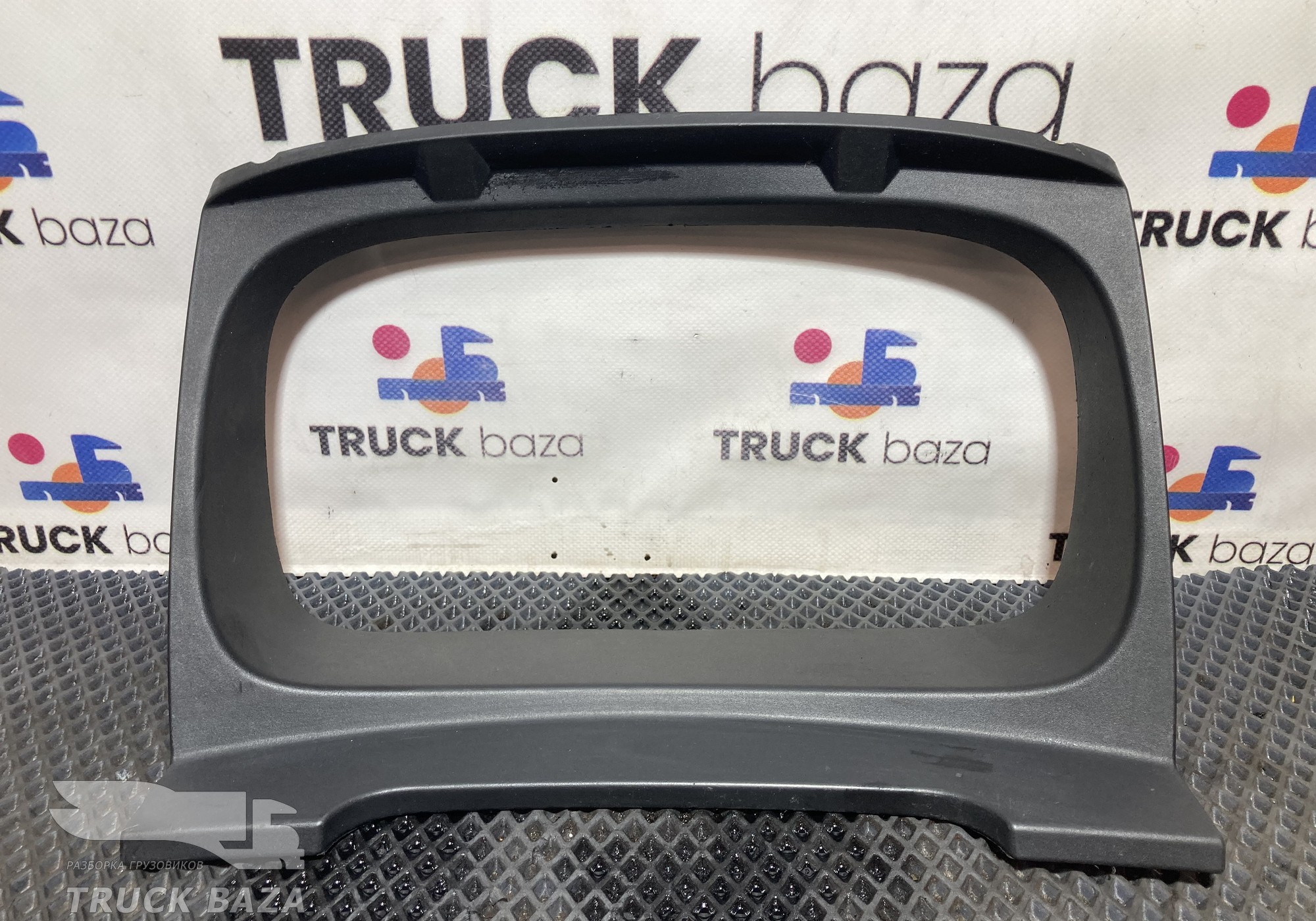 A9406801139 Накладка панели приборов