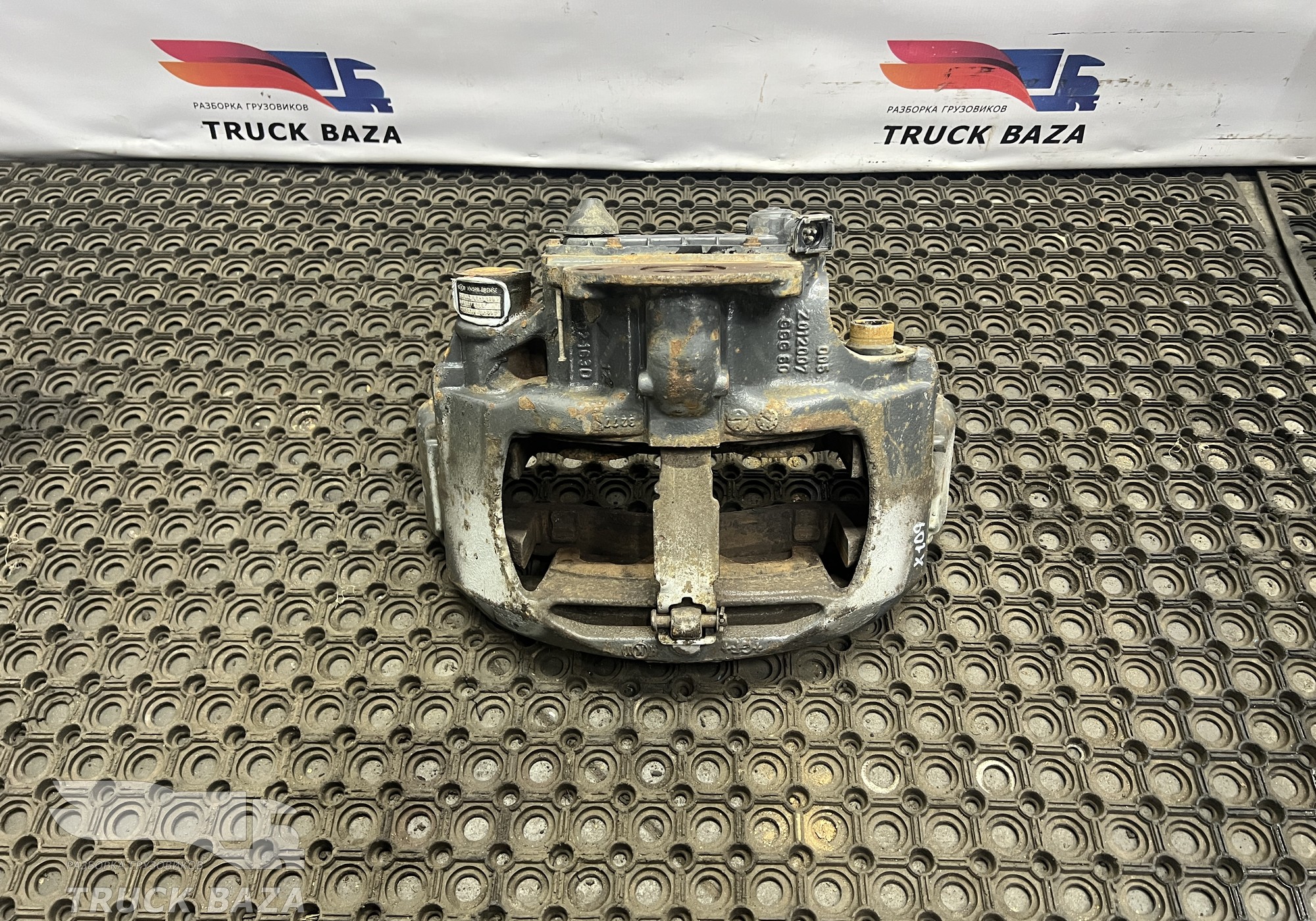 1862290 Суппорт передний правый / задний левый