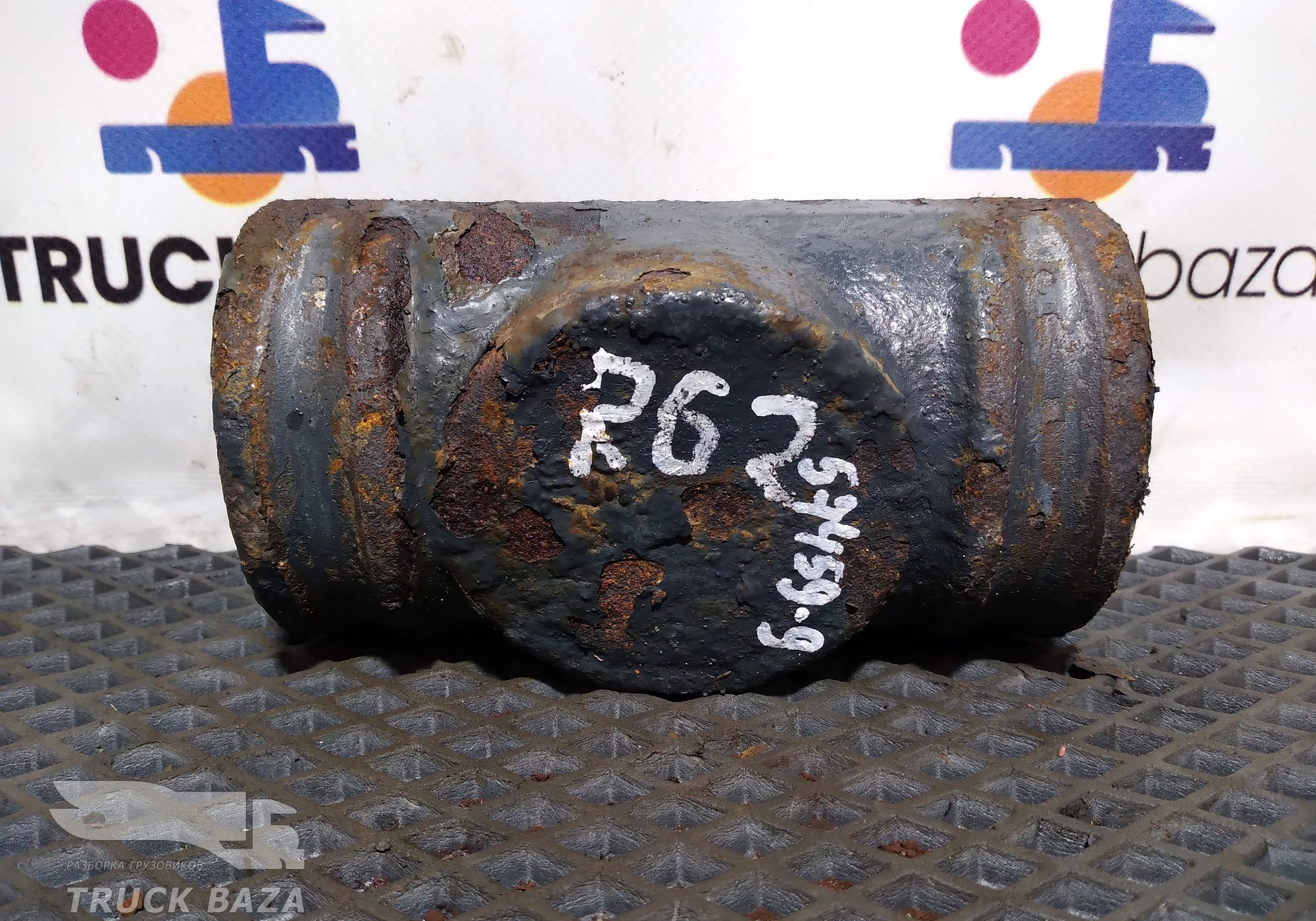 5010557715 Проставка рессоры для Renault