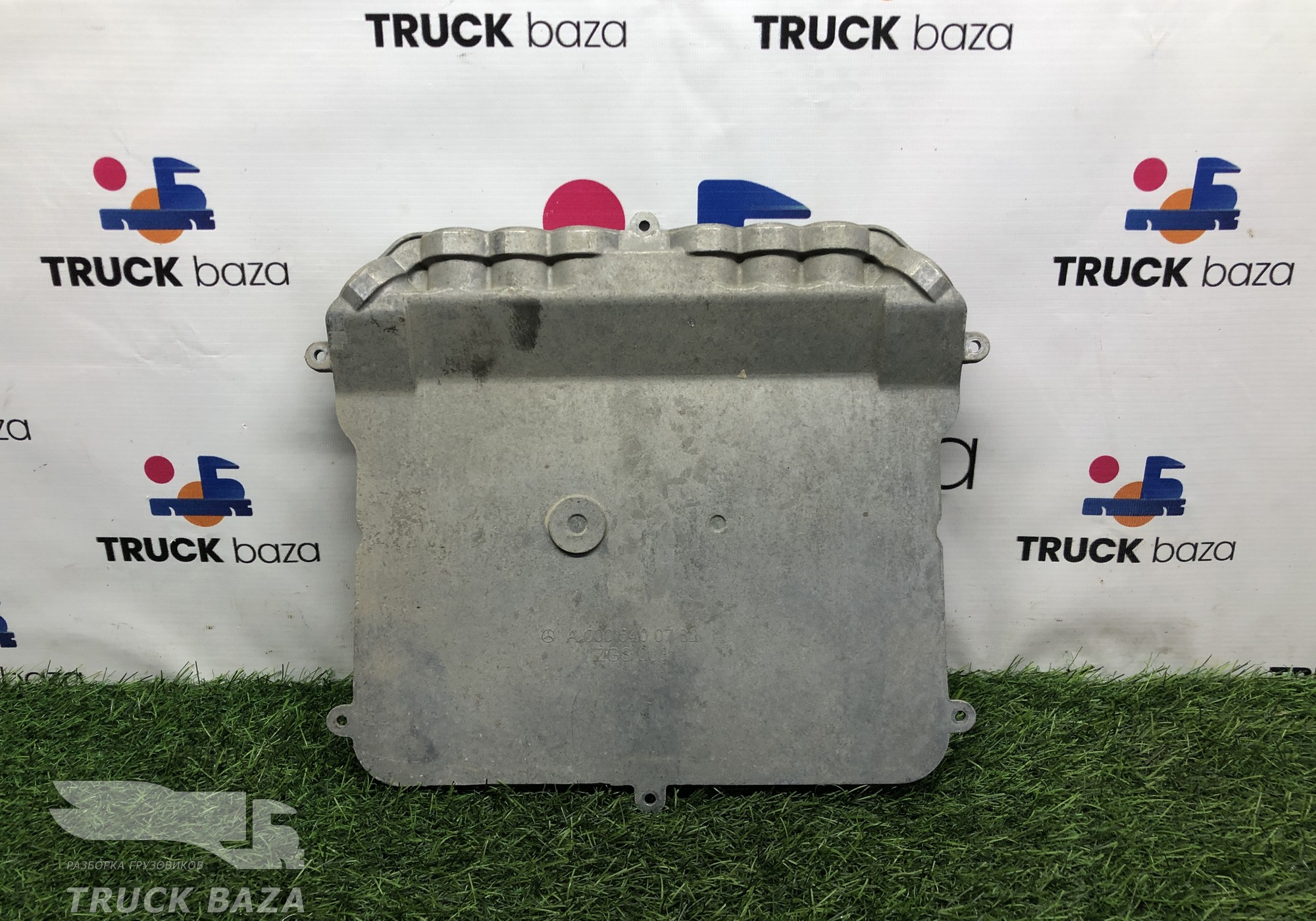 A0005400782 Крышка блока предохранителей