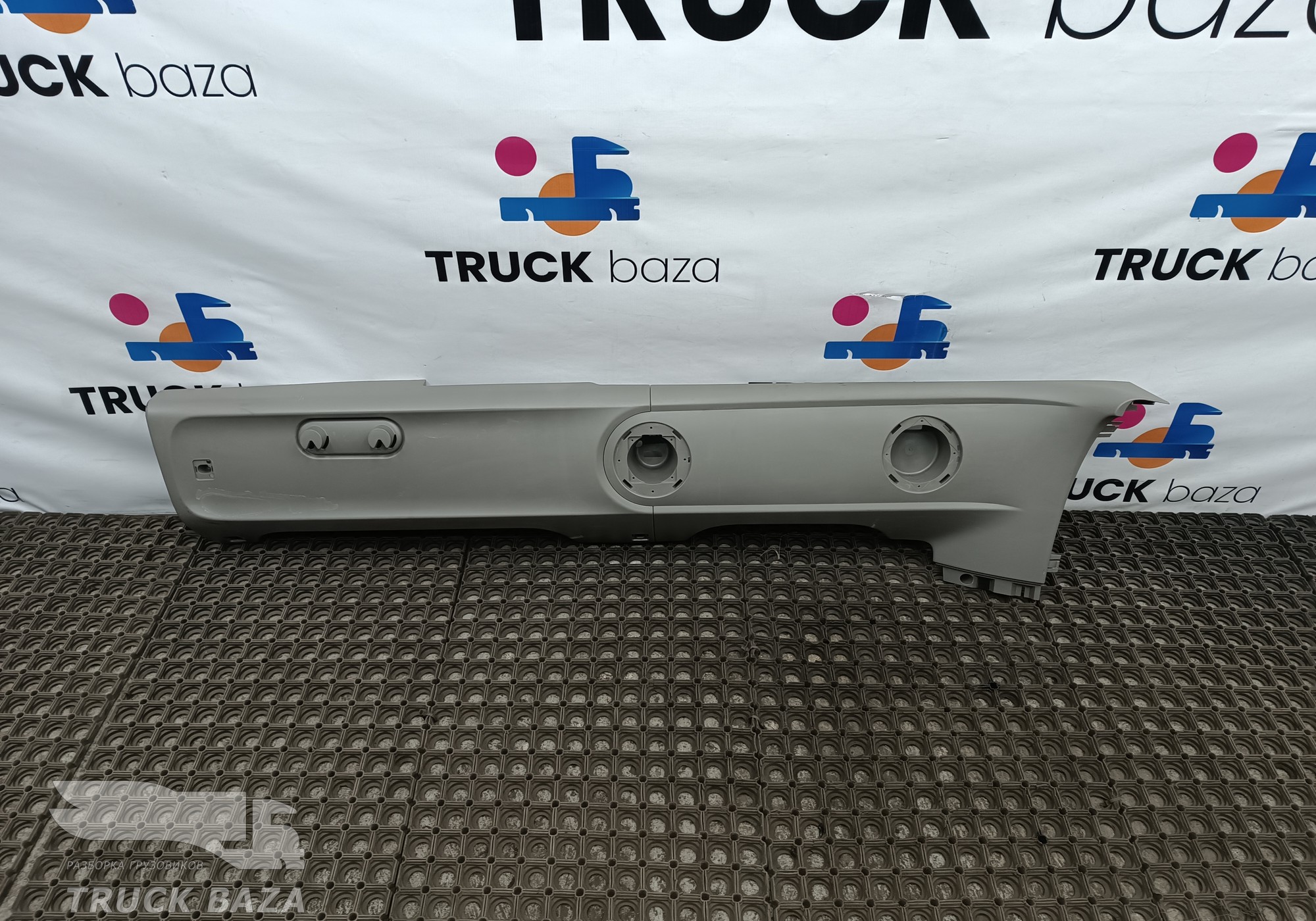 1652648 Накладка панели приборов правая для Daf XF105 (с 2005)