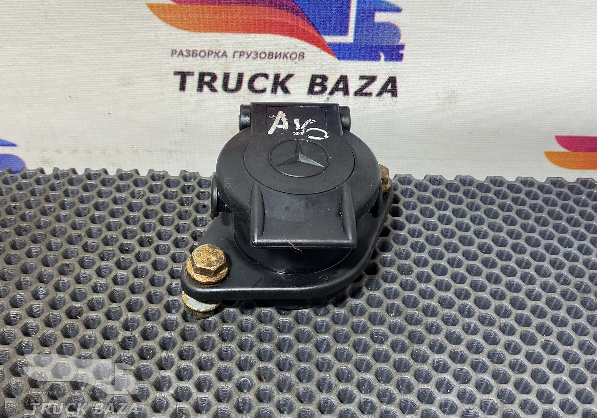 0085455826 Корпус розетки для Volvo FH