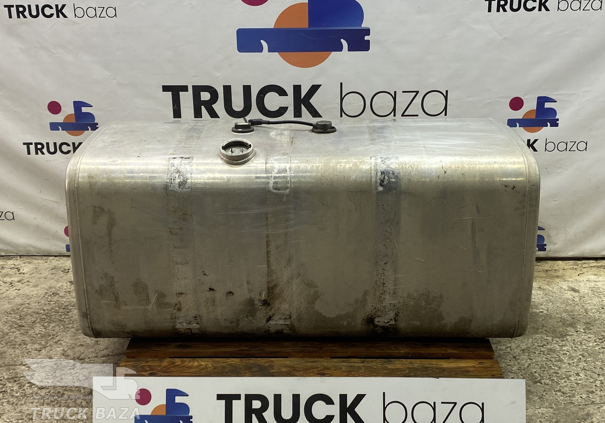 65205110101065 Бак топливный 600L для КАМАЗ 54901