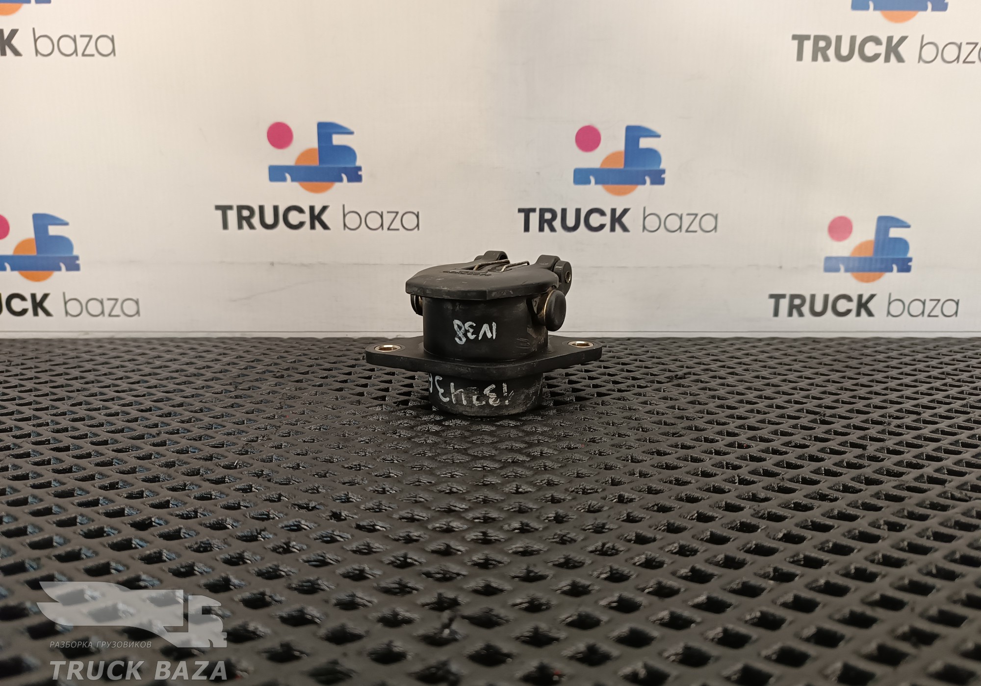 A0085457026 Корпус розетки для Mercedes-Benz 16-26