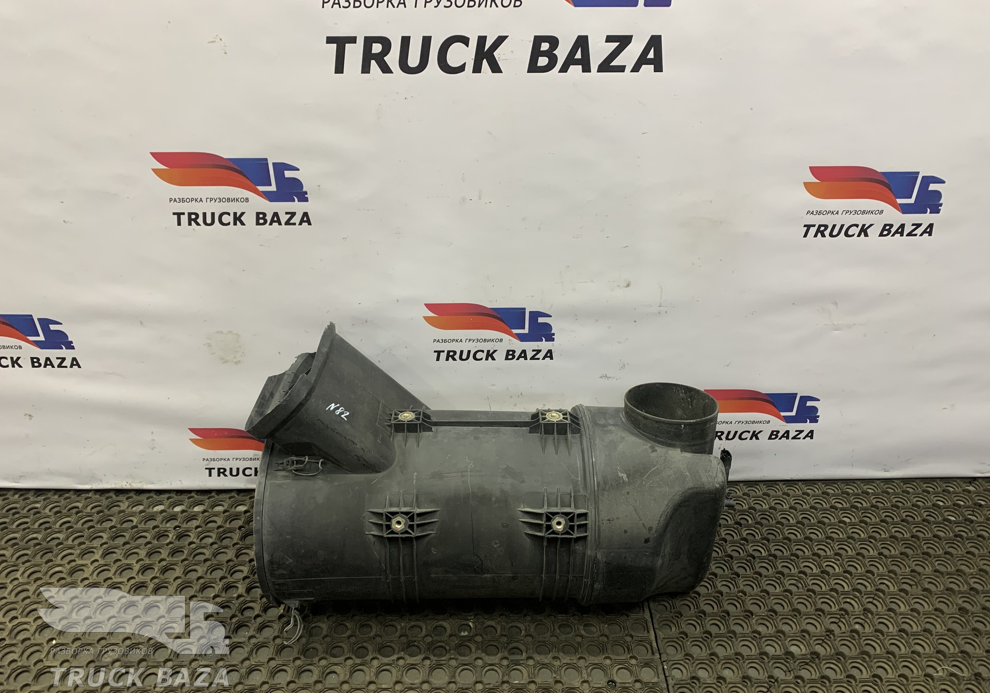 81084006035 Корпус воздушного фильтра