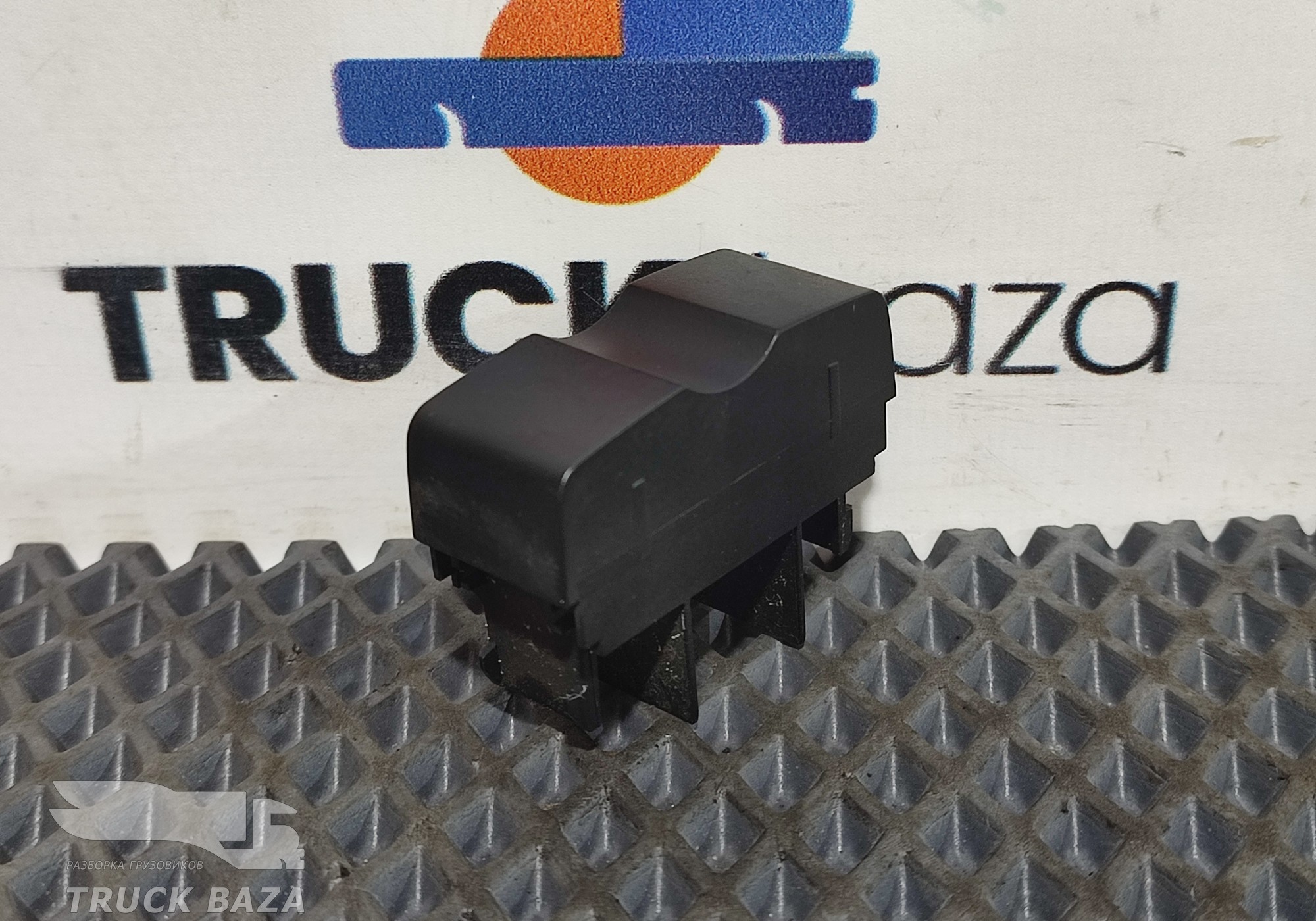 9435450003 Заглушка кнопки