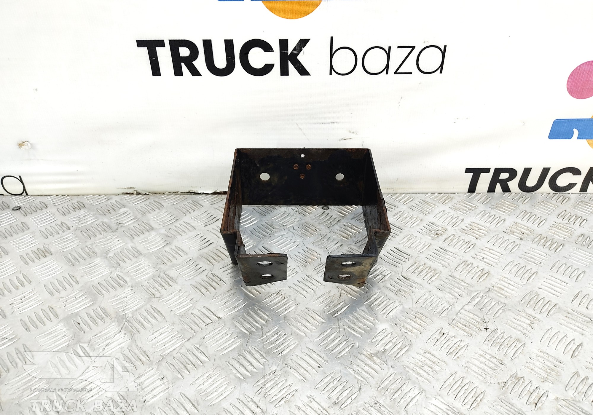 54901392708010 Кронштейн противооткатного упора для КАМАЗ 54901