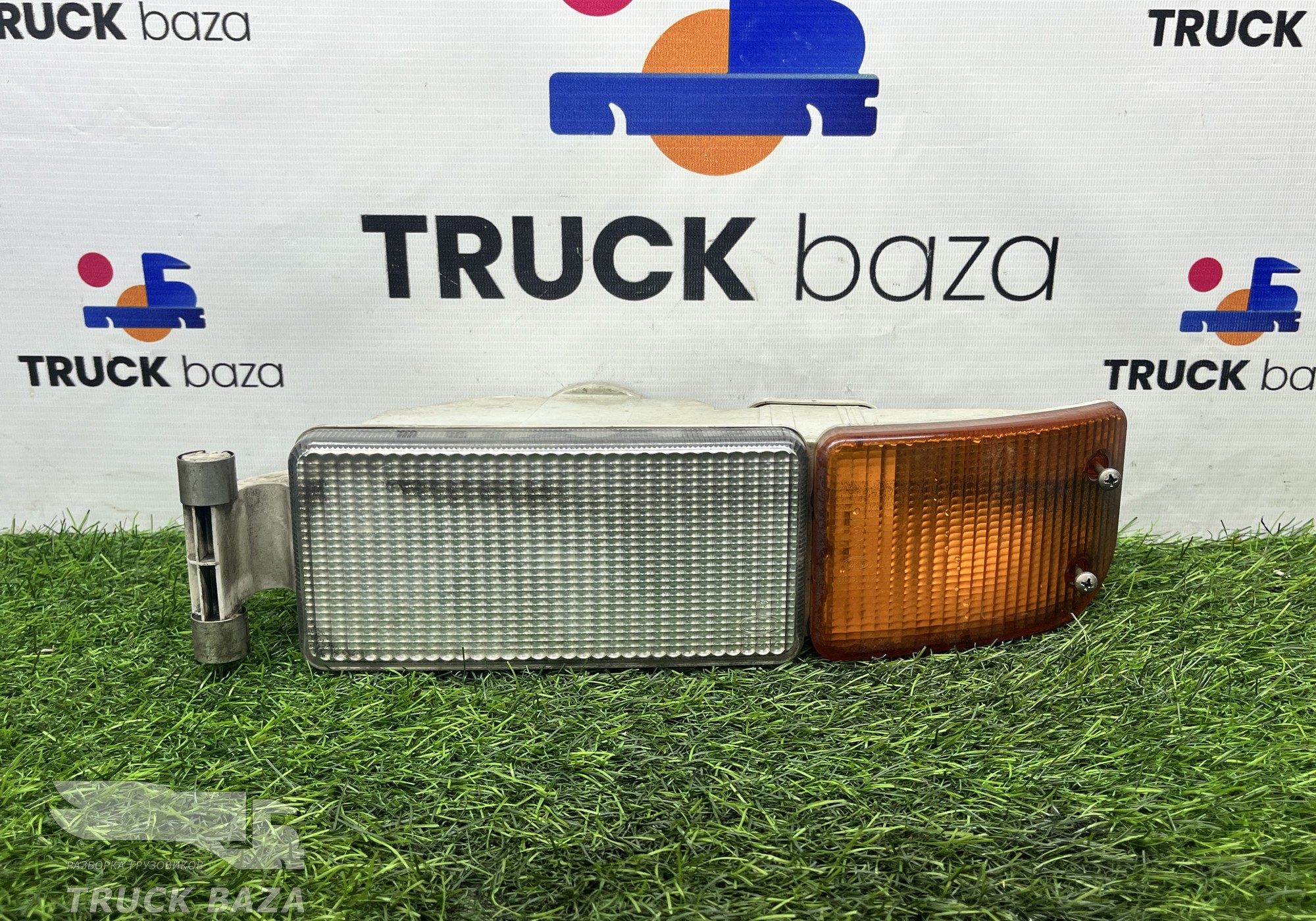 81253206089 Фара противотуманная левая