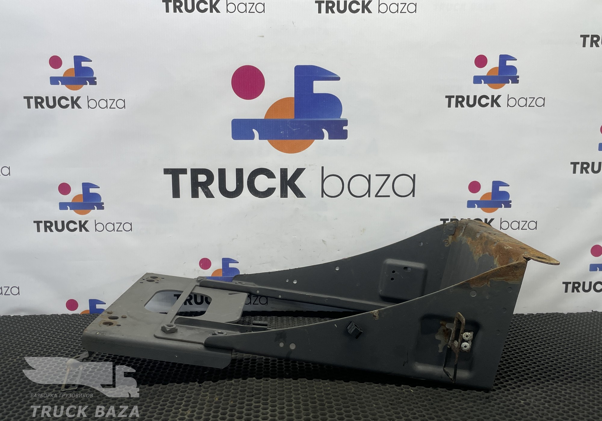 119032420142 Кронштейн сиденья для Volvo FM II (с 2002)