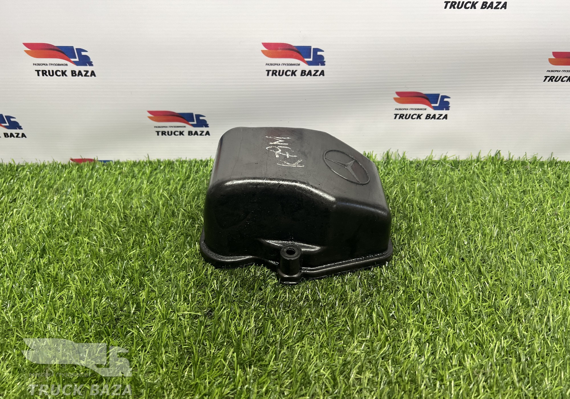 A4570100130 Крышка ГБЦ клапанная