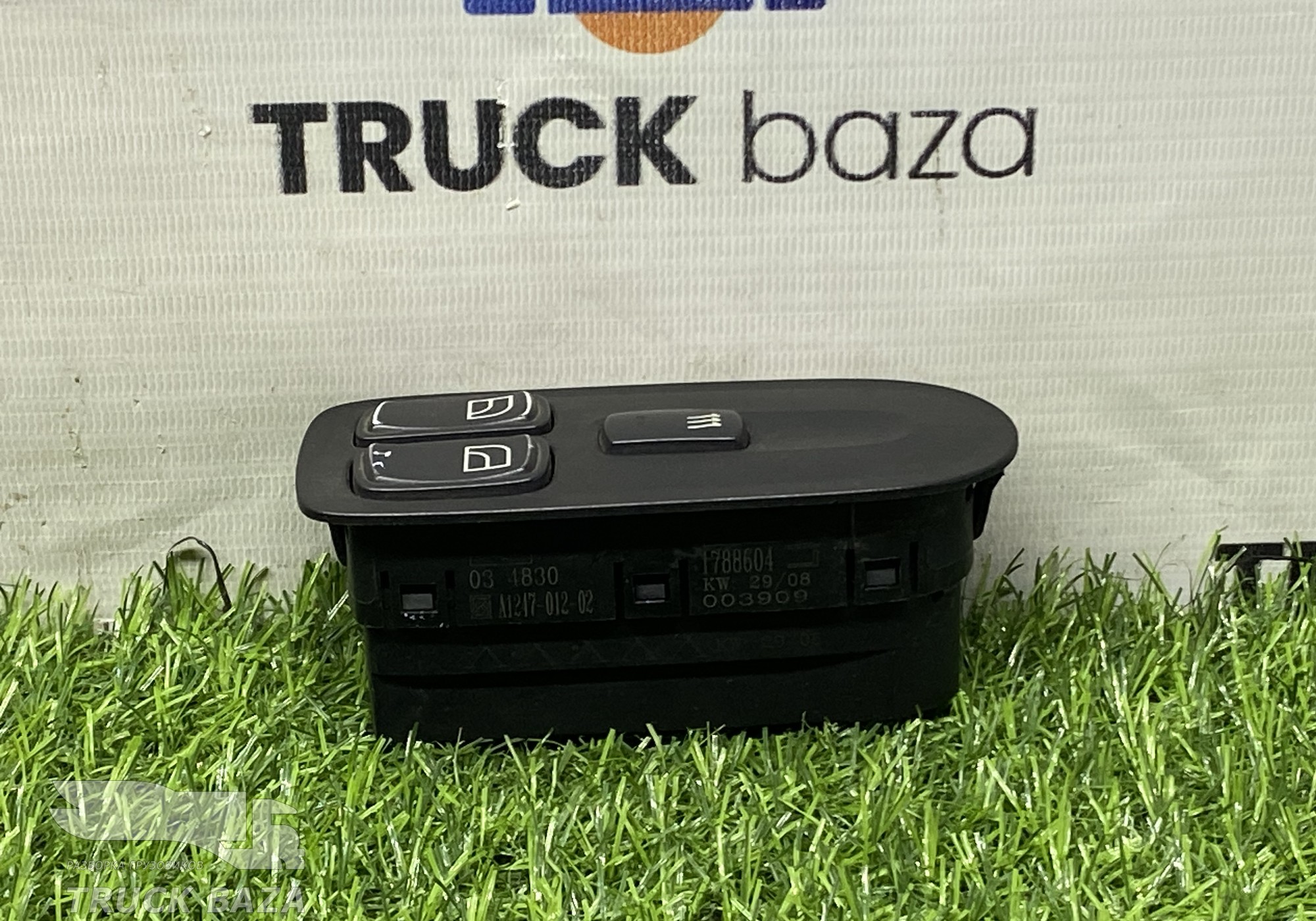 1788604 Блок управления стеклоподъемниками левый