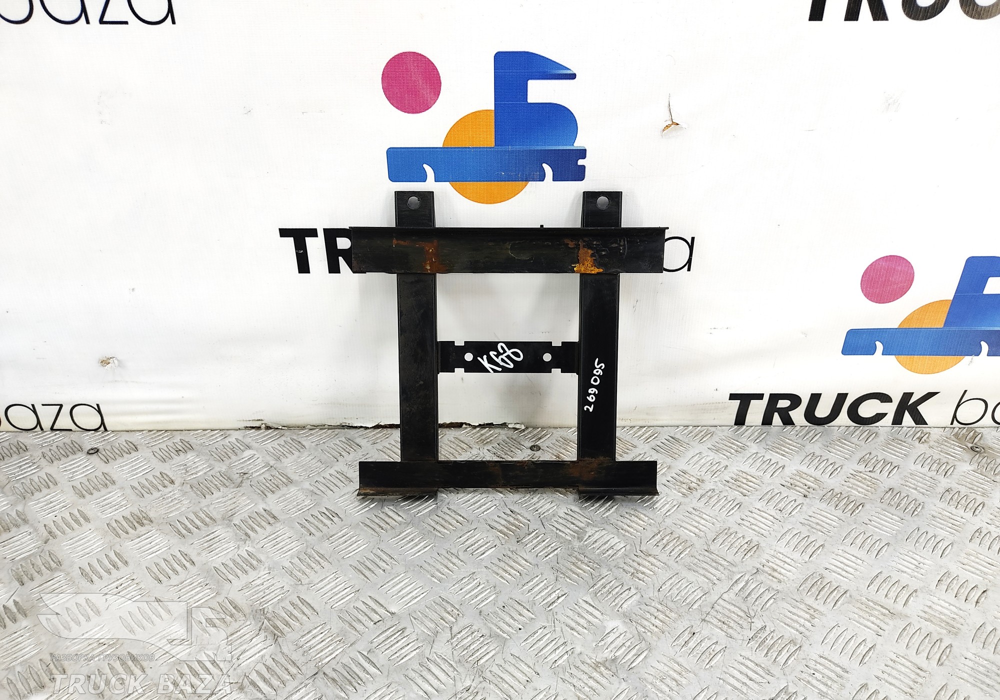 54901370307211 Планка прижимная АКБ для КАМАЗ 54901