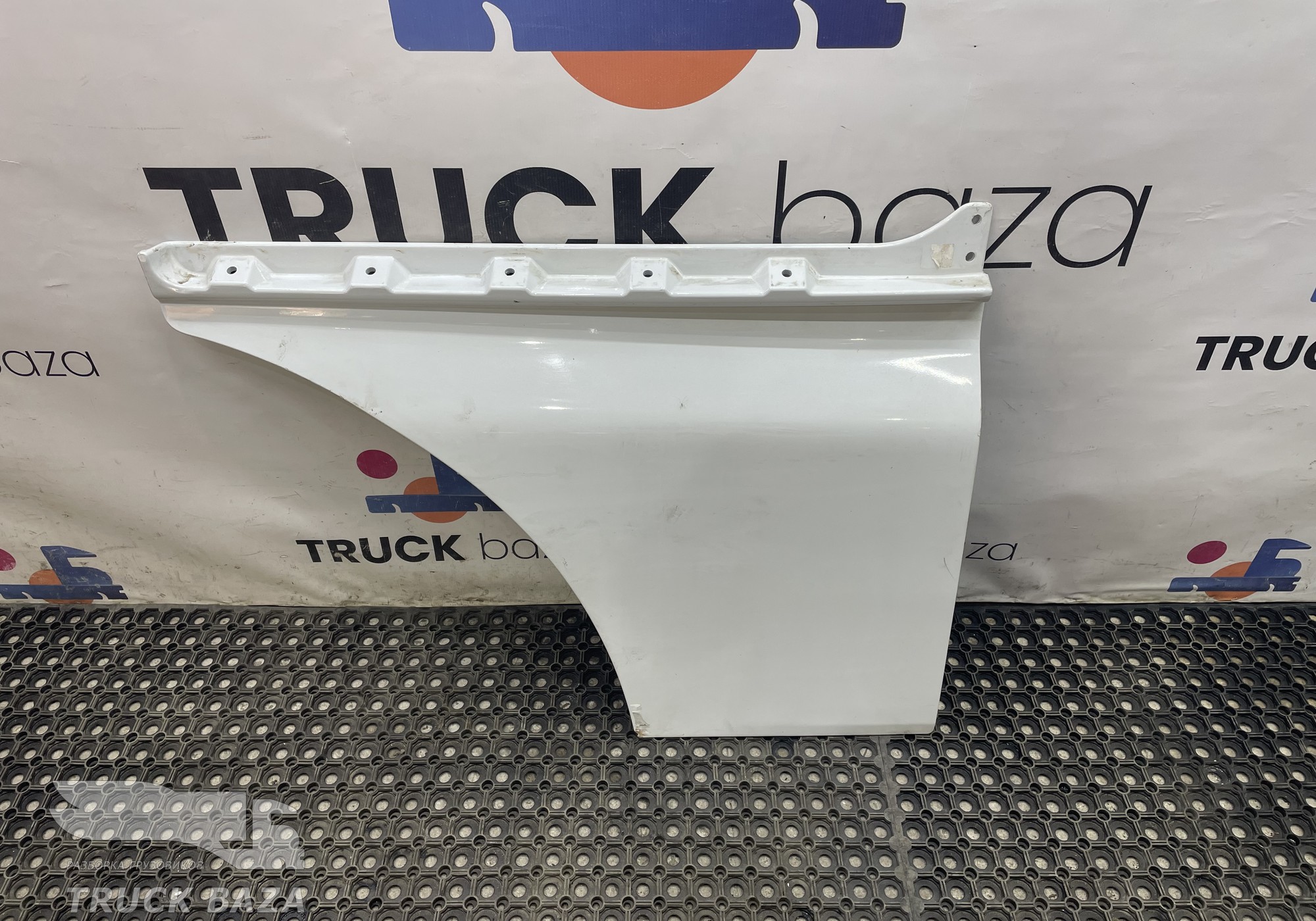 811W626106006 Продолжение двери правой для Sinotruk Sitrak C7H