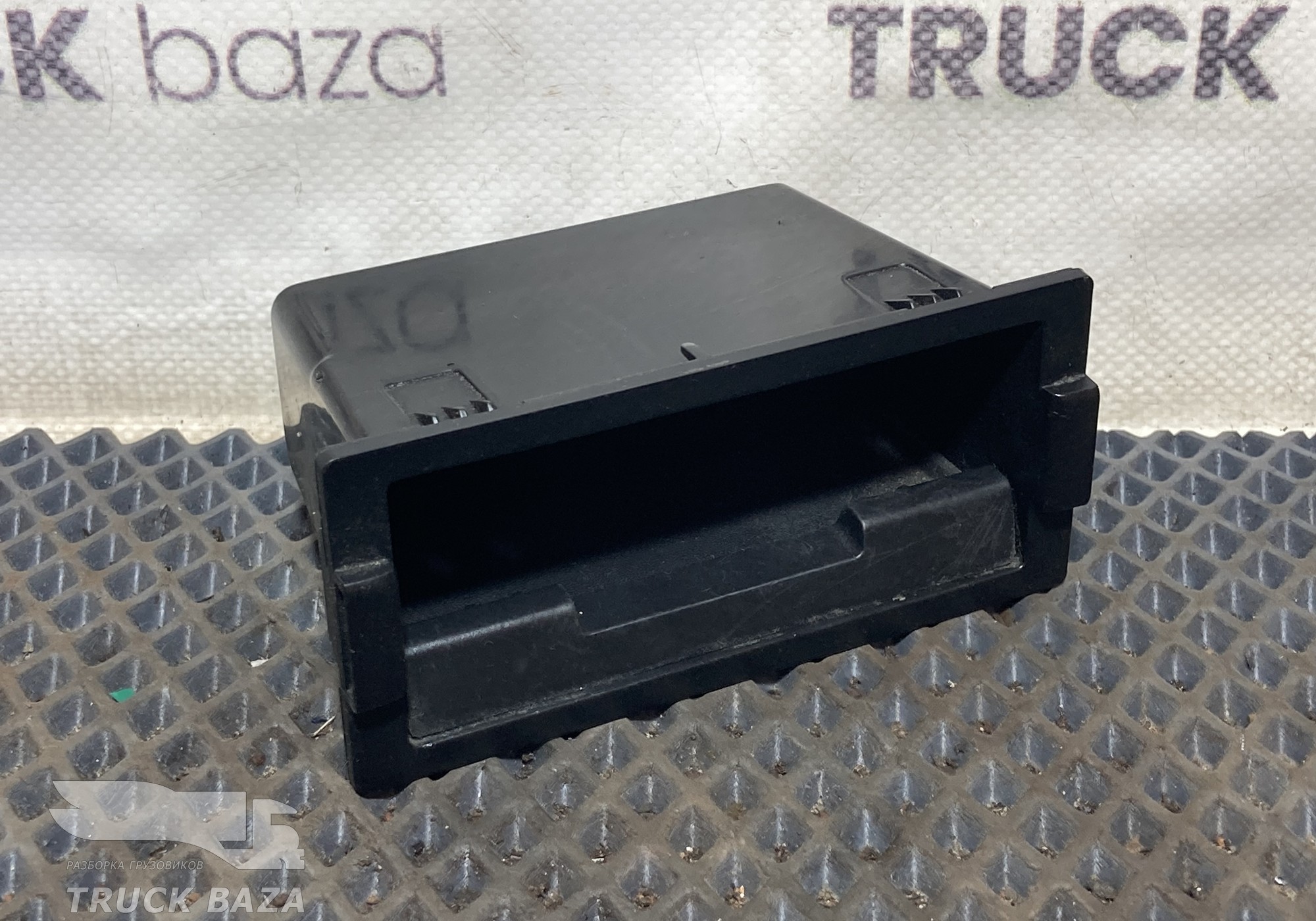 7482257715 Вещевой карман для Renault T (с 2013)