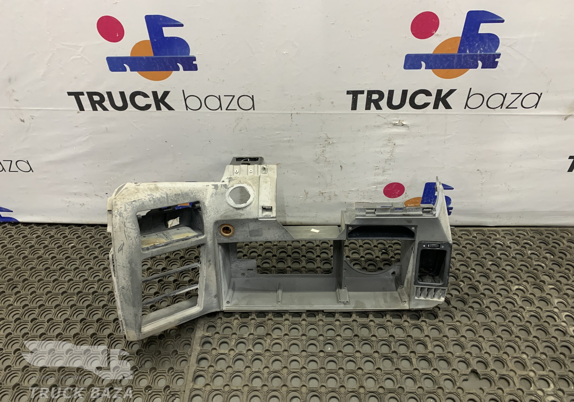 5010563155 Накладка панели приборов для Renault Premium I (с 1996 по 2004)