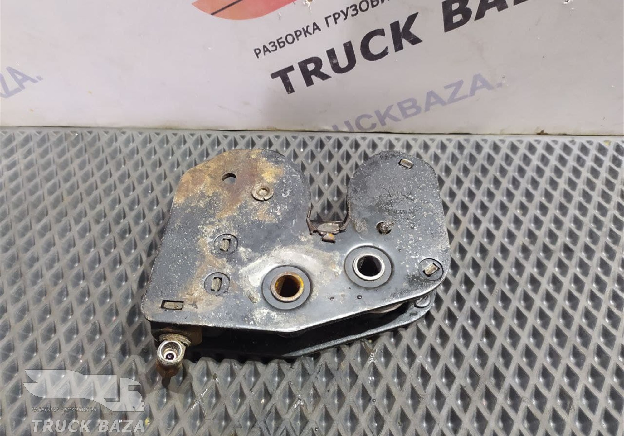 5010552057 Замок кабины для Renault Premium