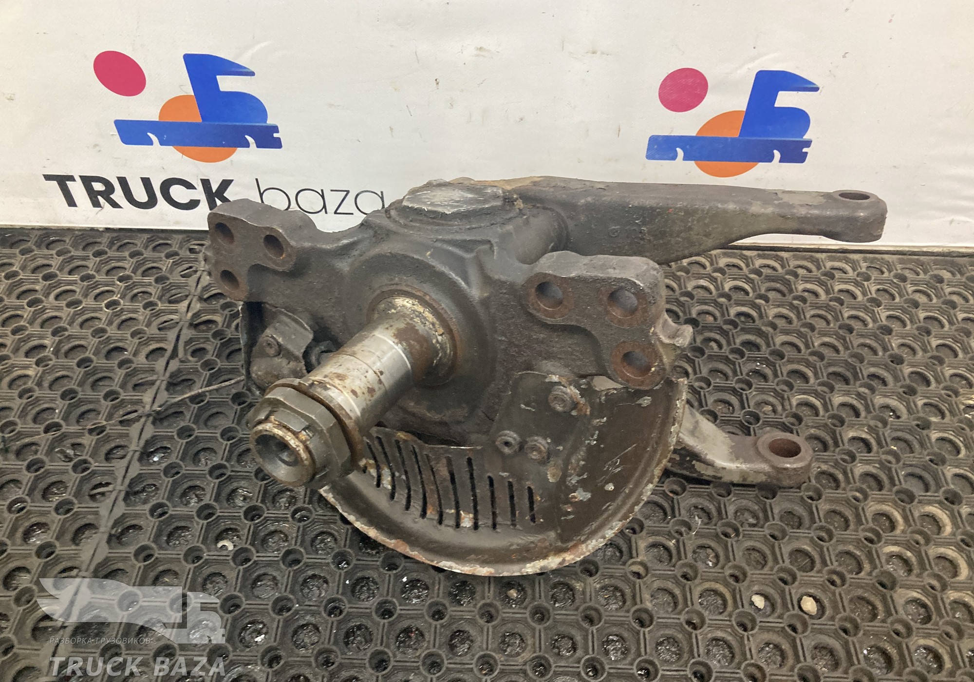 20390761 Кулак поворотный левый для Volvo FH FH4 (с 2012 по 2021)