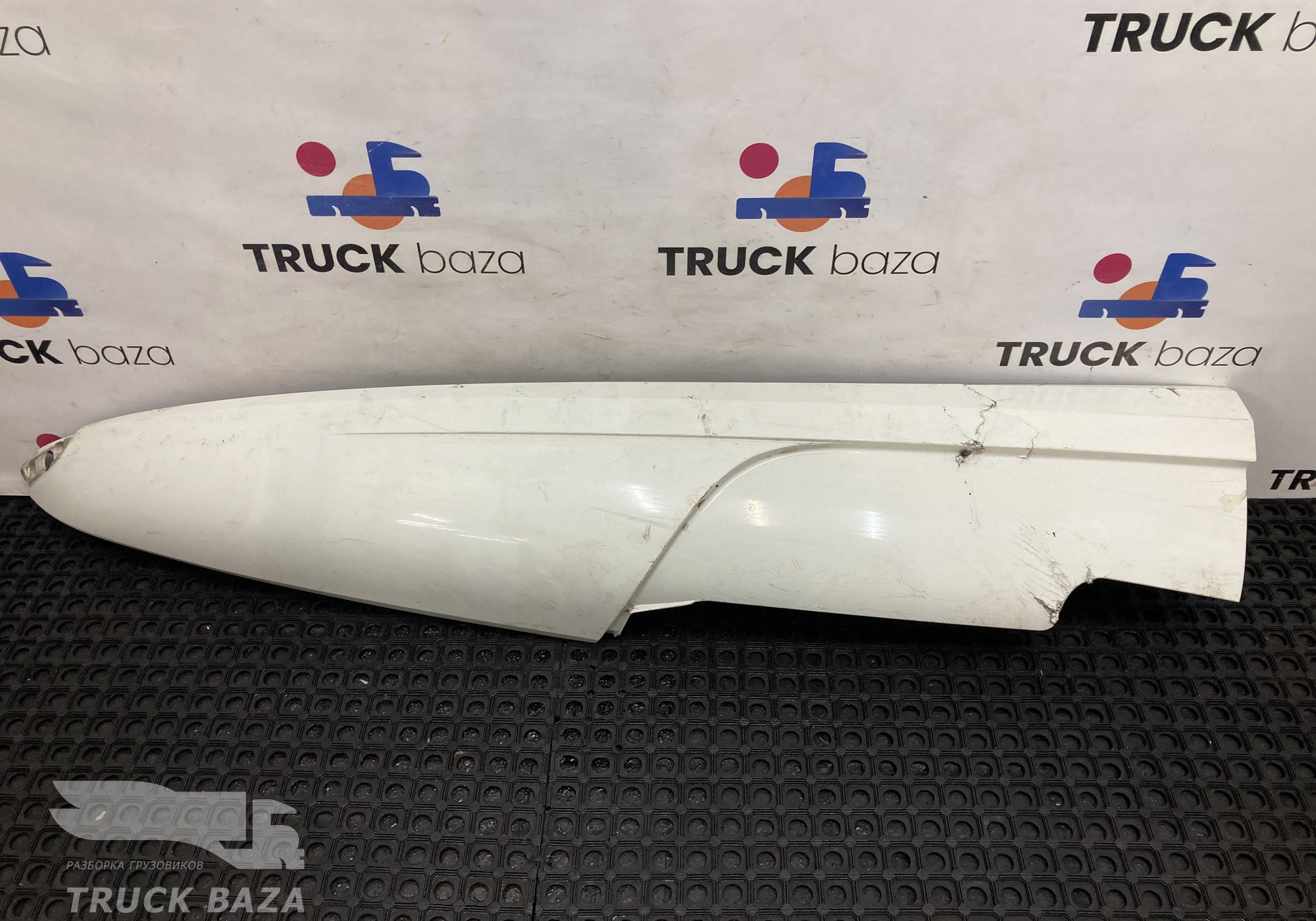 1875236 Спойлер кабины верхний правый для Daf XF105 (с 2005)