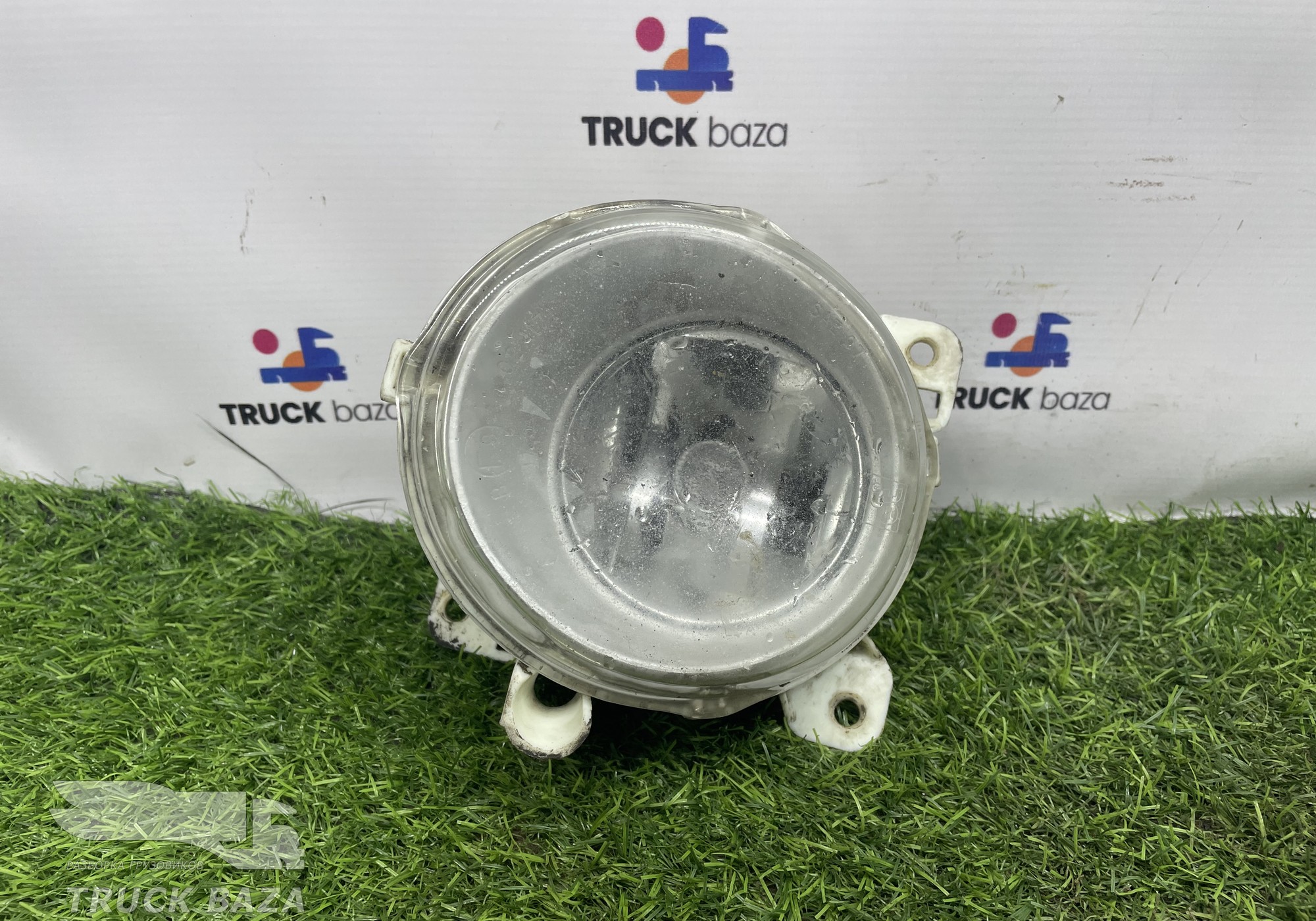 1446356 Фара противотуманная правая