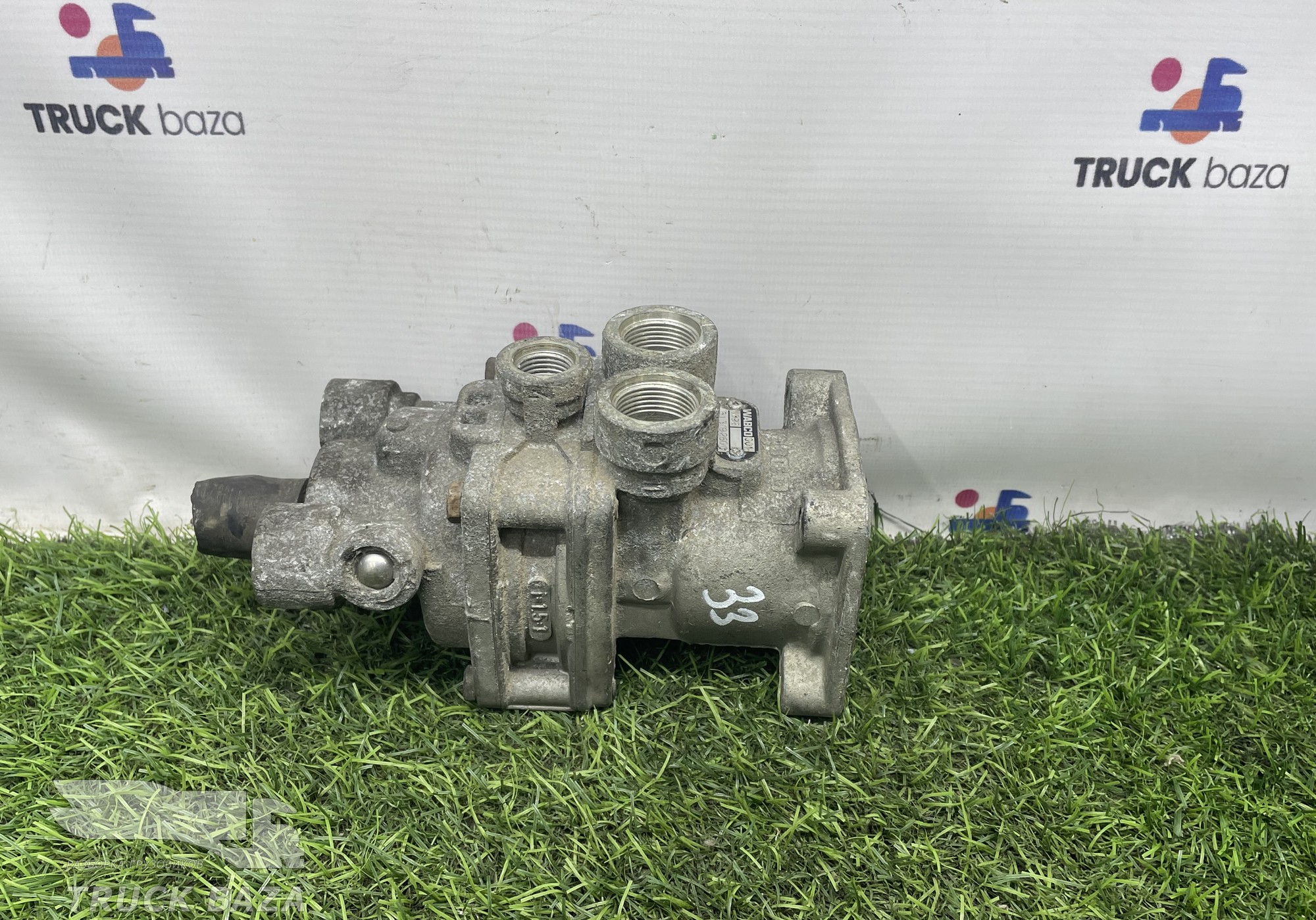 4613192600 Кран тормозной главный