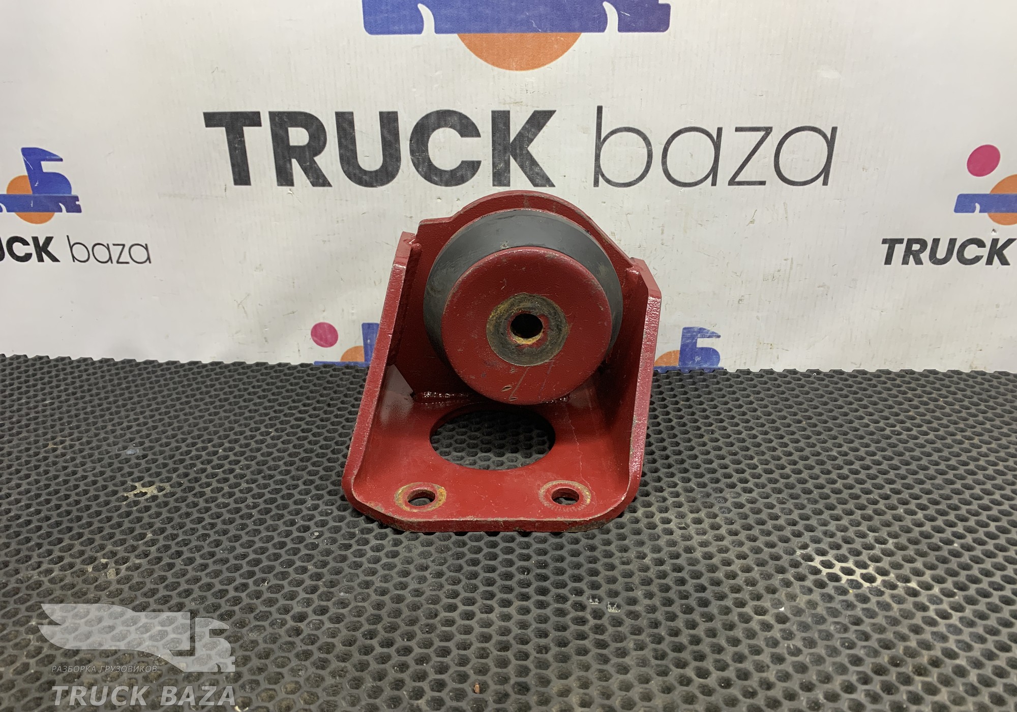 DZ9114598320 Подушка двигателя задняя левая для Shacman F3000 (с 2009)
