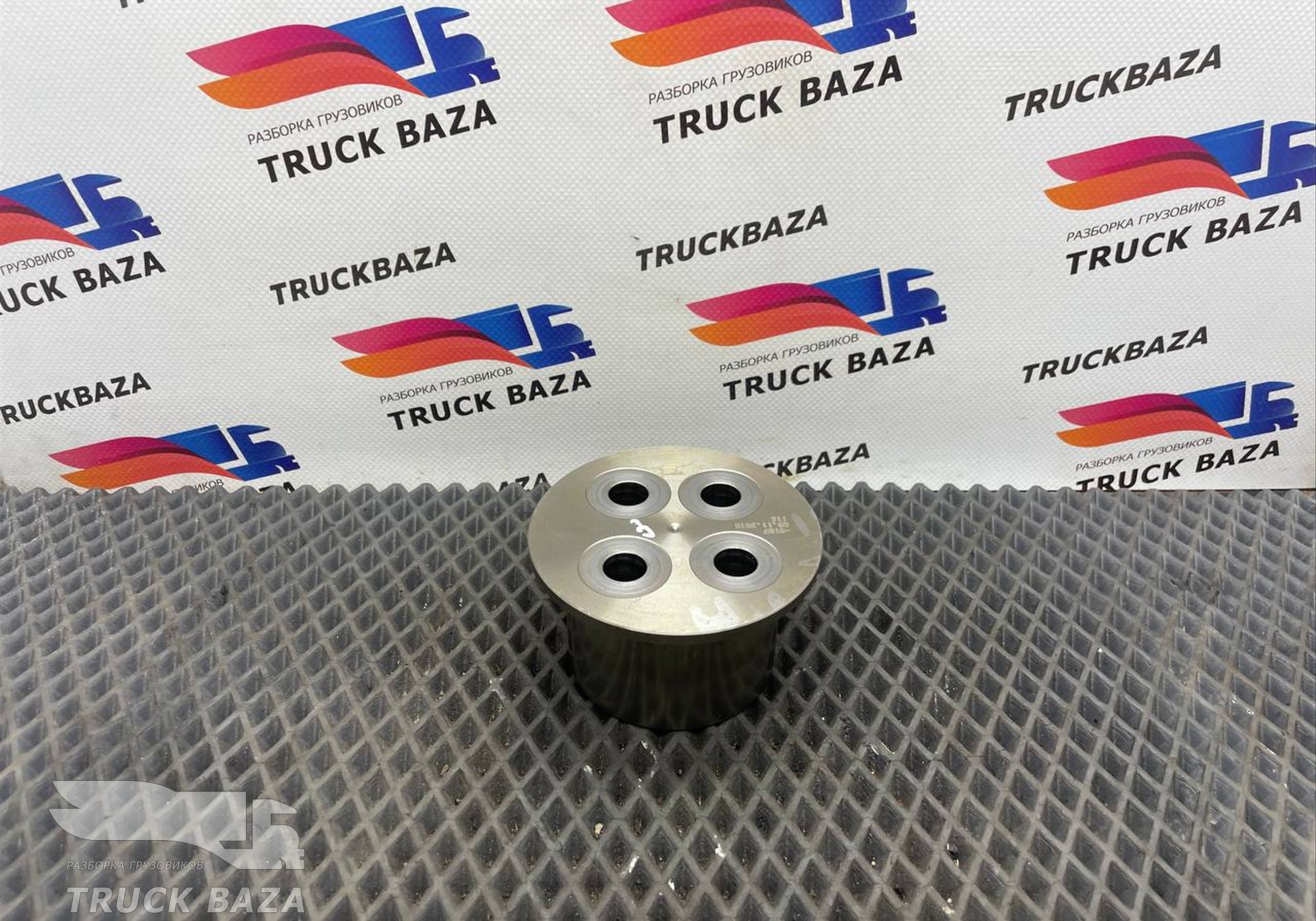 51045060107 Ось промежуточной шестерни для Man TGX II (с 2012)