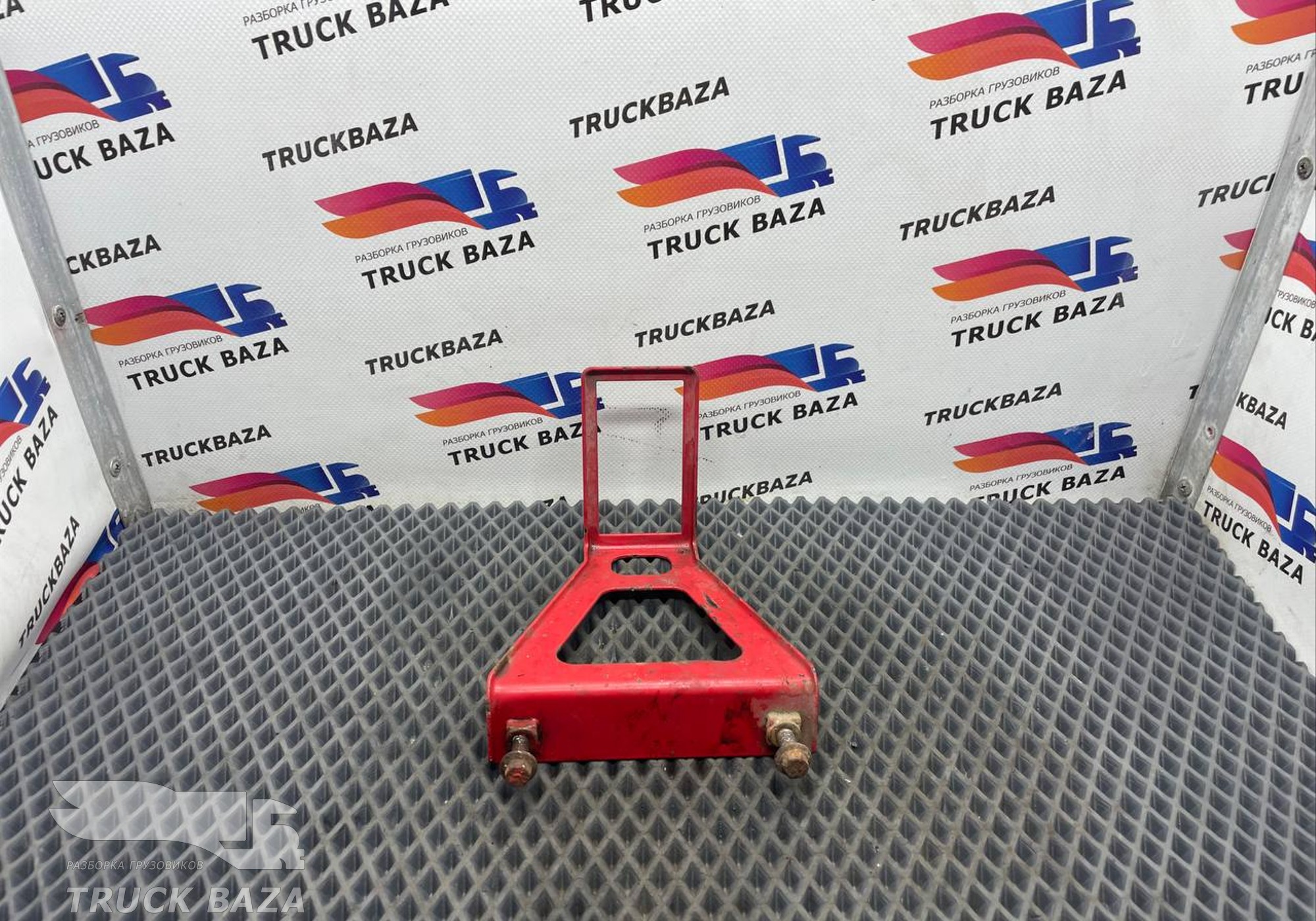 21715296 Кронштейн габаритного фонаря для Volvo FH 3 (с 2008 по 2012)