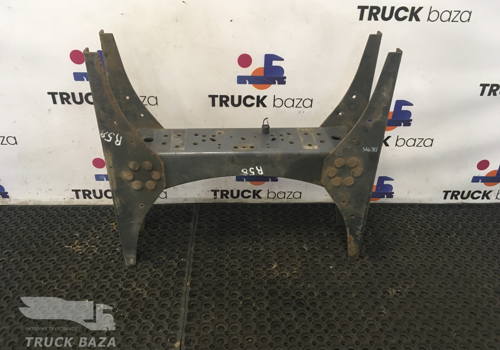 20466872 Траверса рамы поперечная для Renault Premium II (с 2005 по 2013)