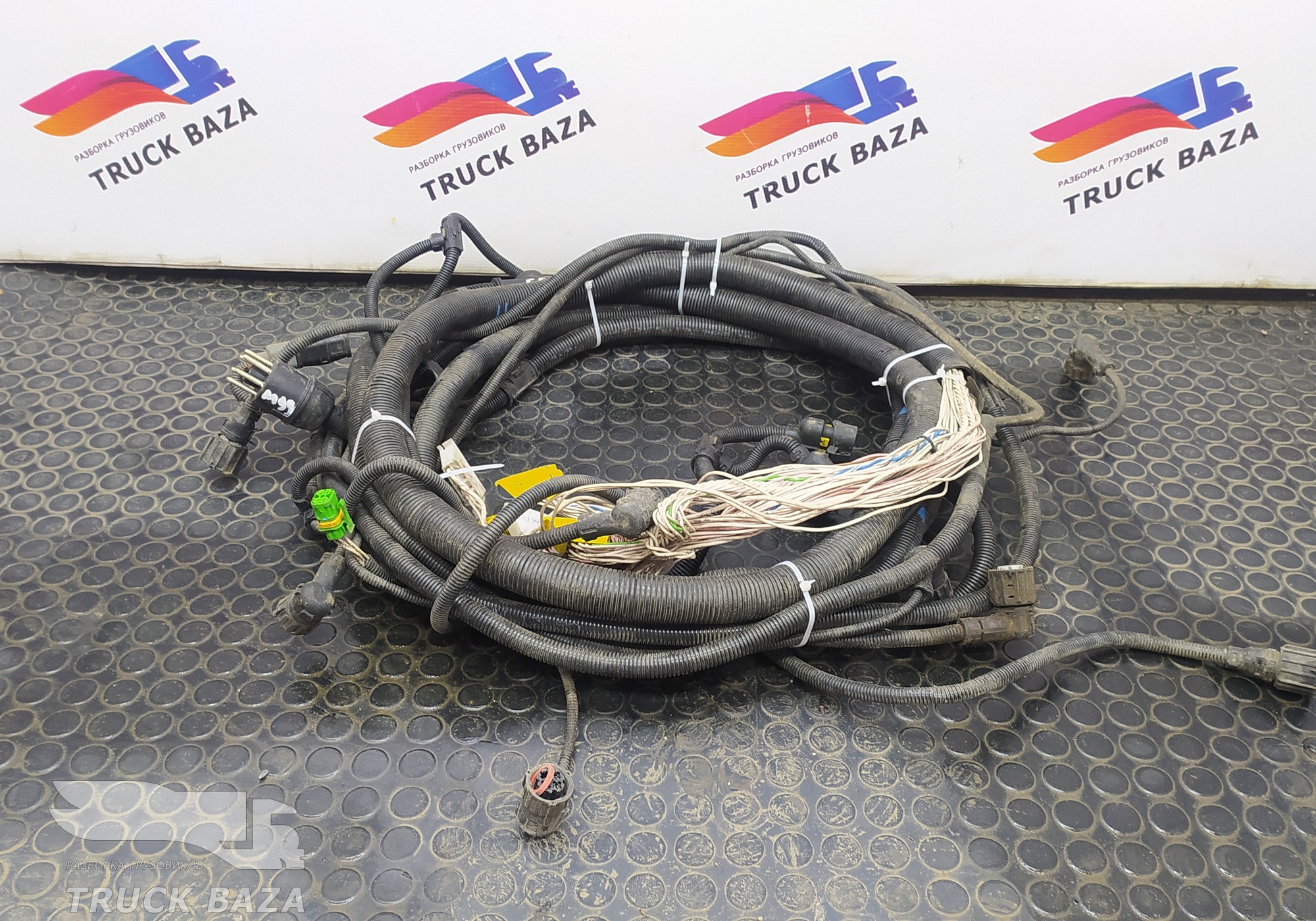 81254585053 Проводка шасси основная для Man TGX