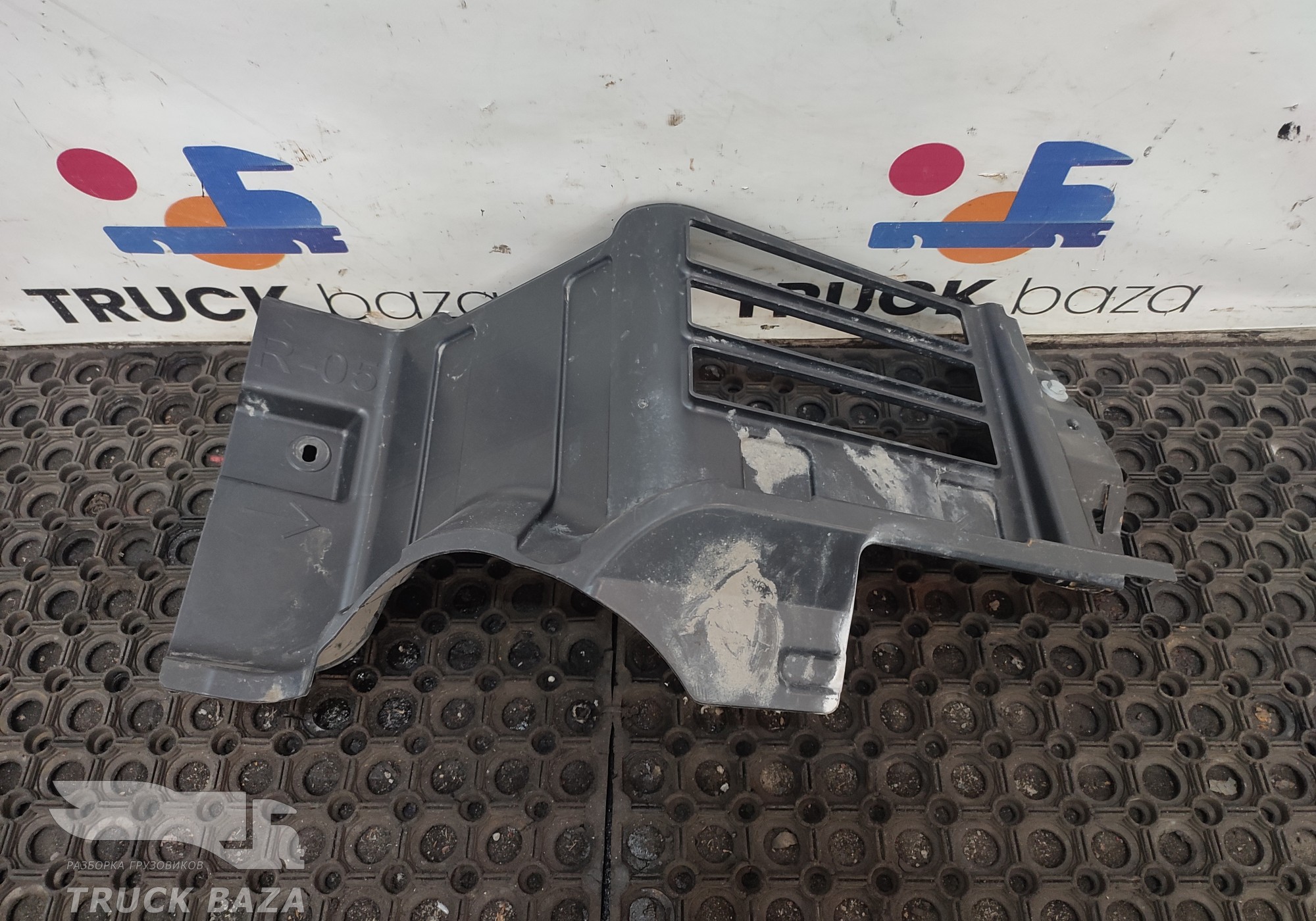 A9615203723 Обшивка моторного отсека для Mercedes-Benz Actros New Actros MP4 (с 2011)