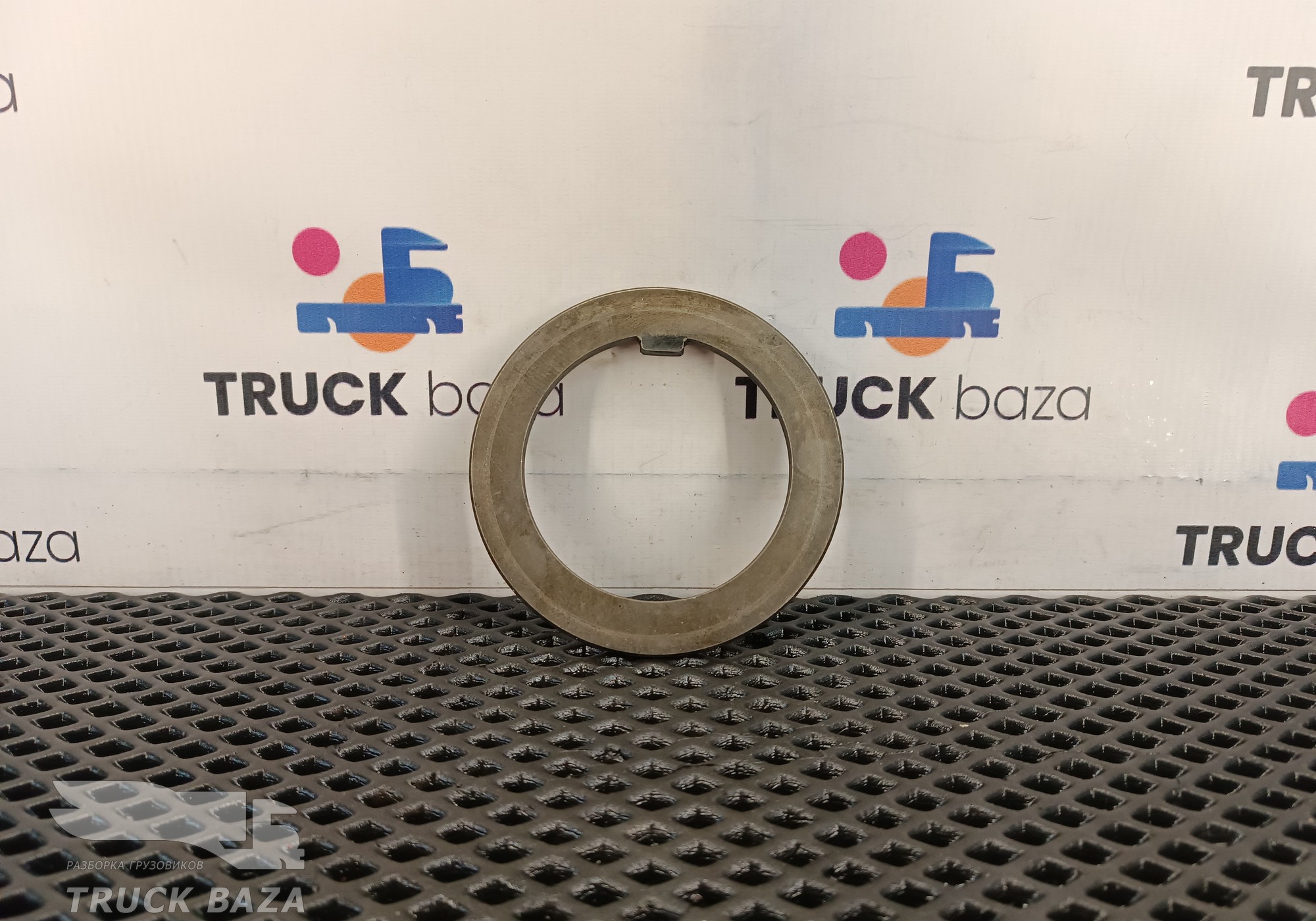 7179744 Шайба упорная задней ступицы для Iveco