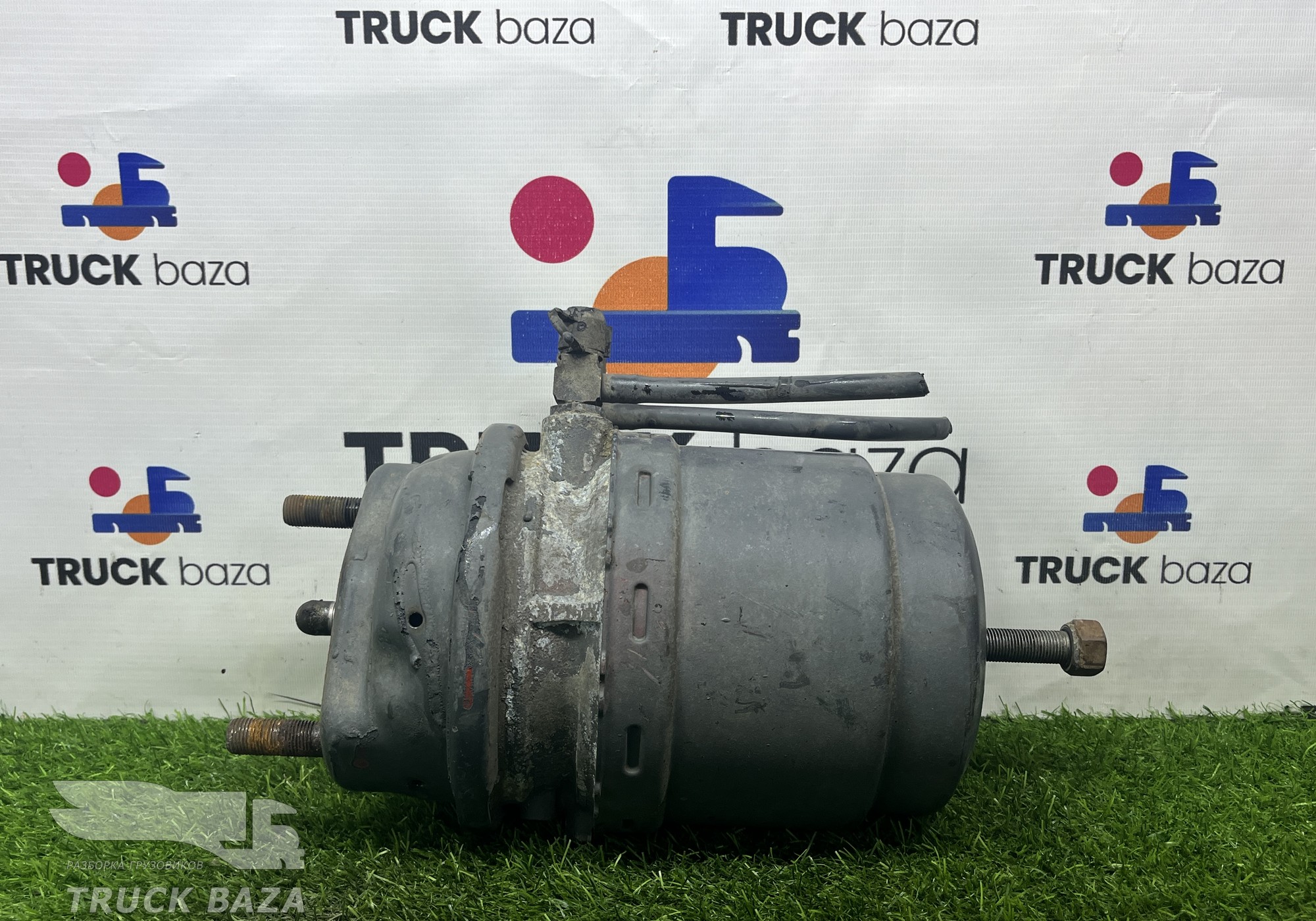 1686001 Энергоаккумулятор тормозной