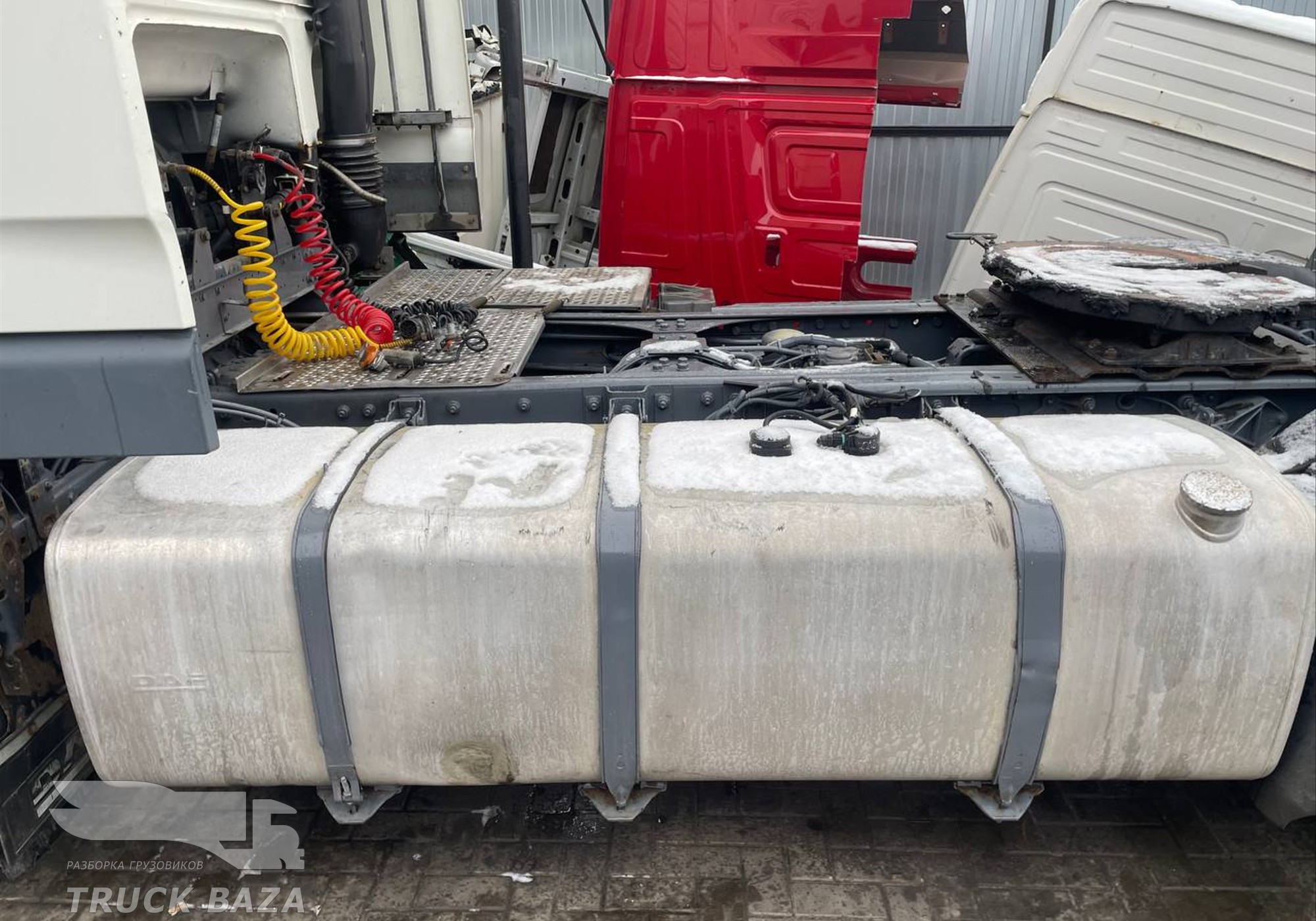 1673120 Бак топливный 850L для Daf XF105 (с 2005)