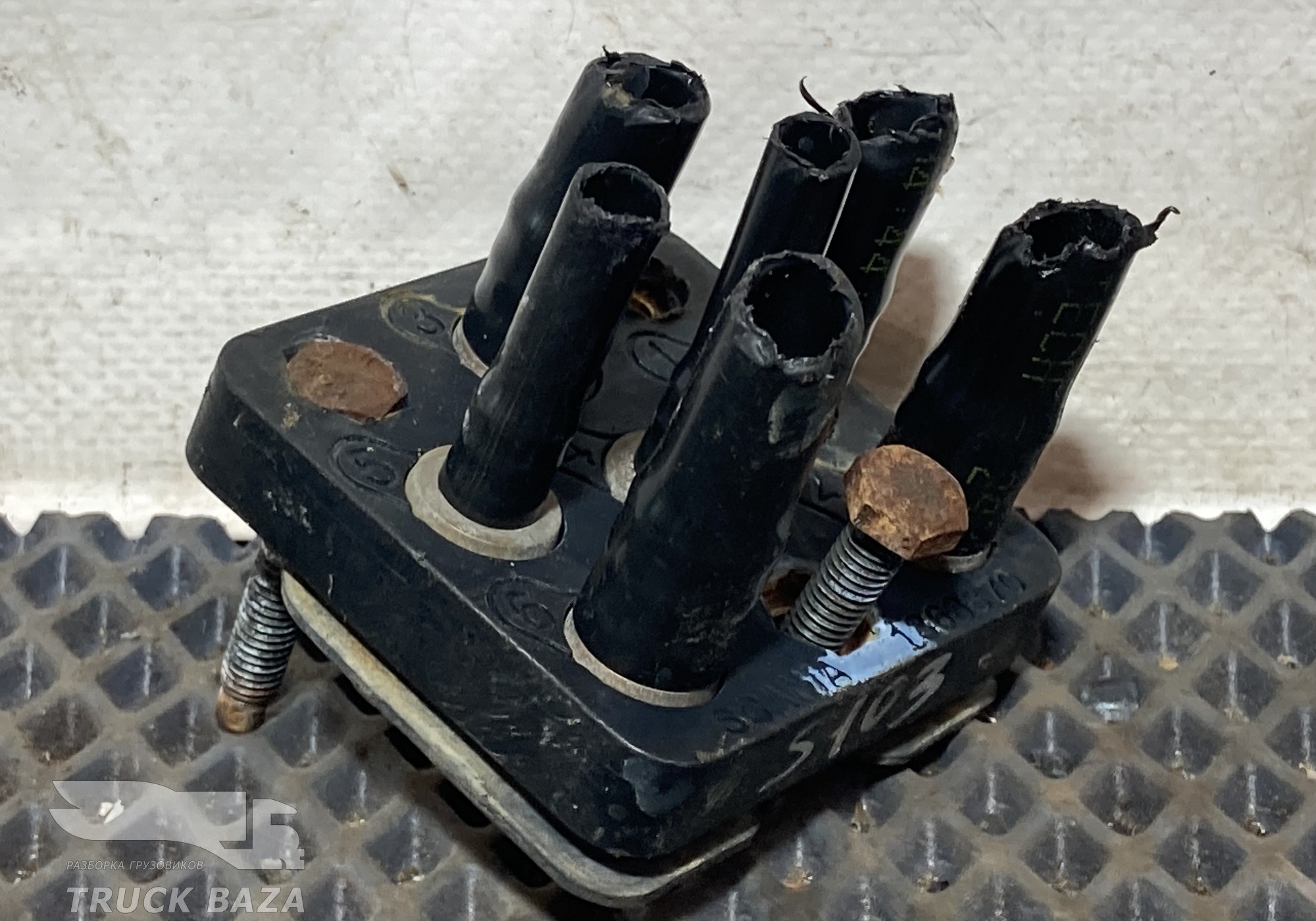 1363870 Распределитель тормозных сил для Scania 4-series