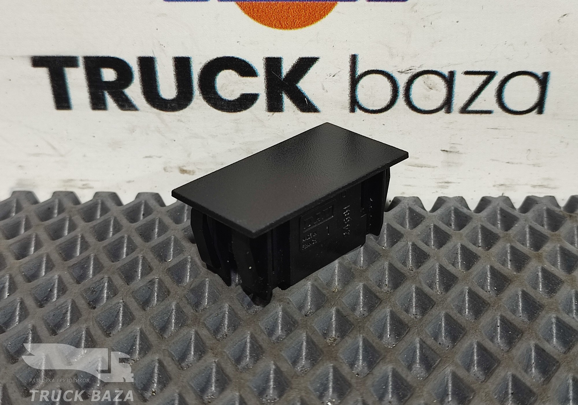 5010271044 Заглушка кнопки