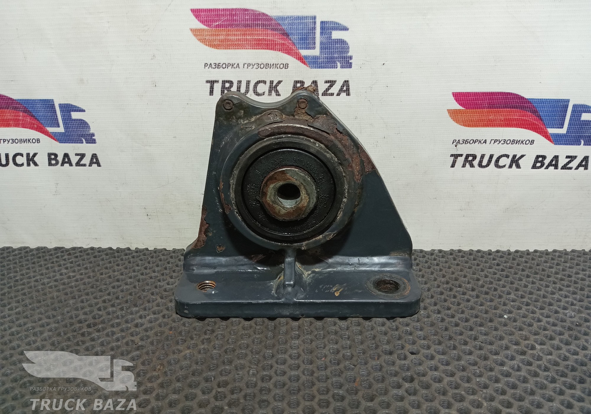 500357202 Кронштейн торсиона кабины правый для Iveco Eurotrakker II (с 2005)