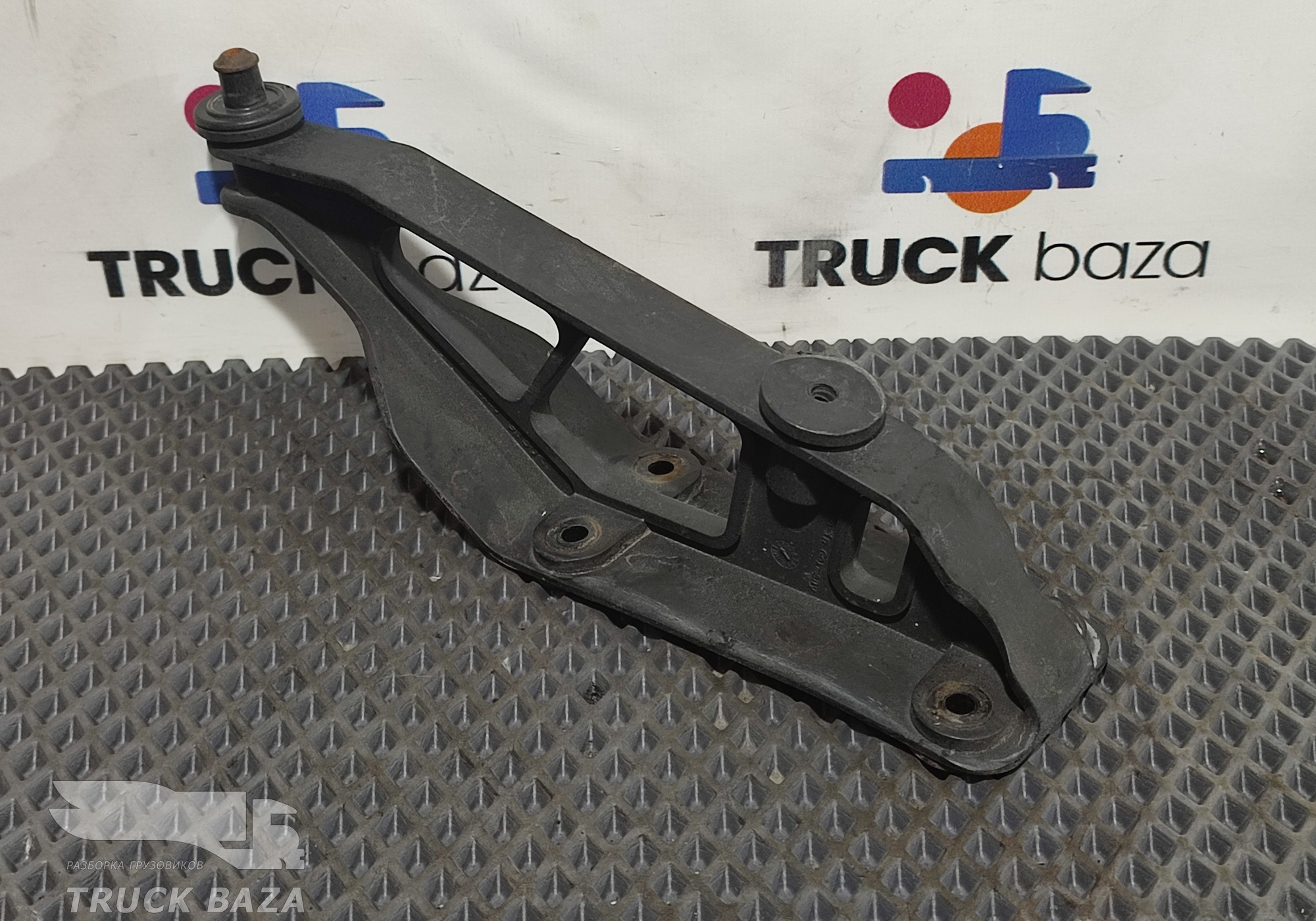 9438111414 Кронштейн козырька солнцезащитного