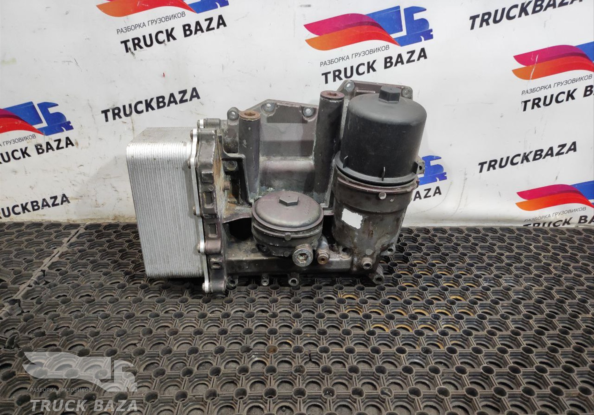 1725349 Корпус масляного фильтра для Daf XF105 (с 2005)