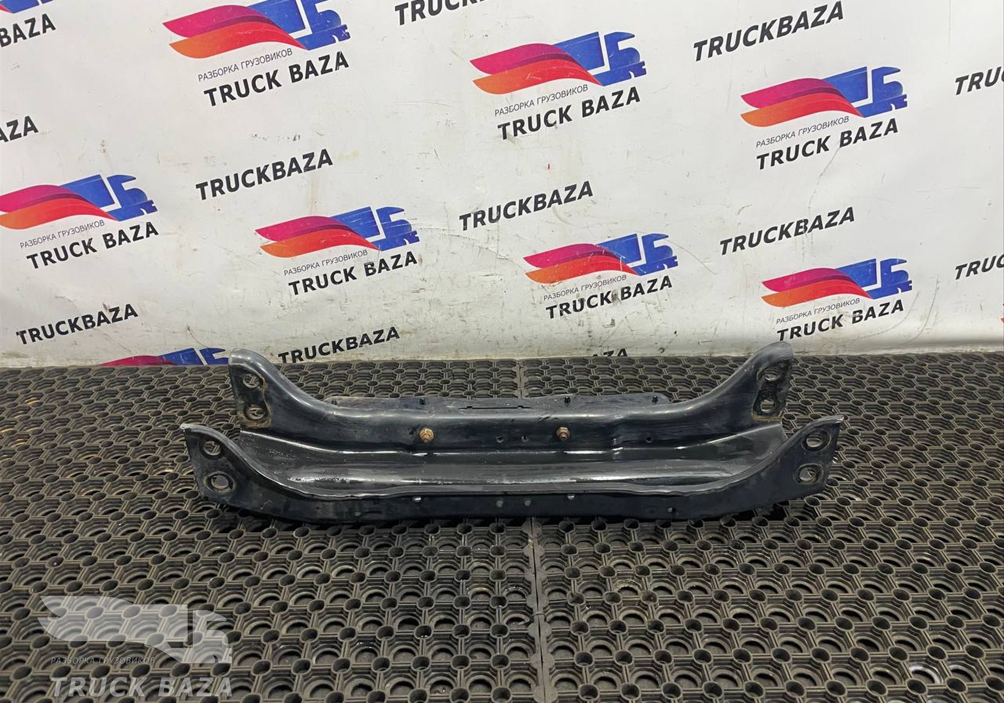 81412050016 Траверса рамы над КПП для Man TGX TG3 (с 2020)