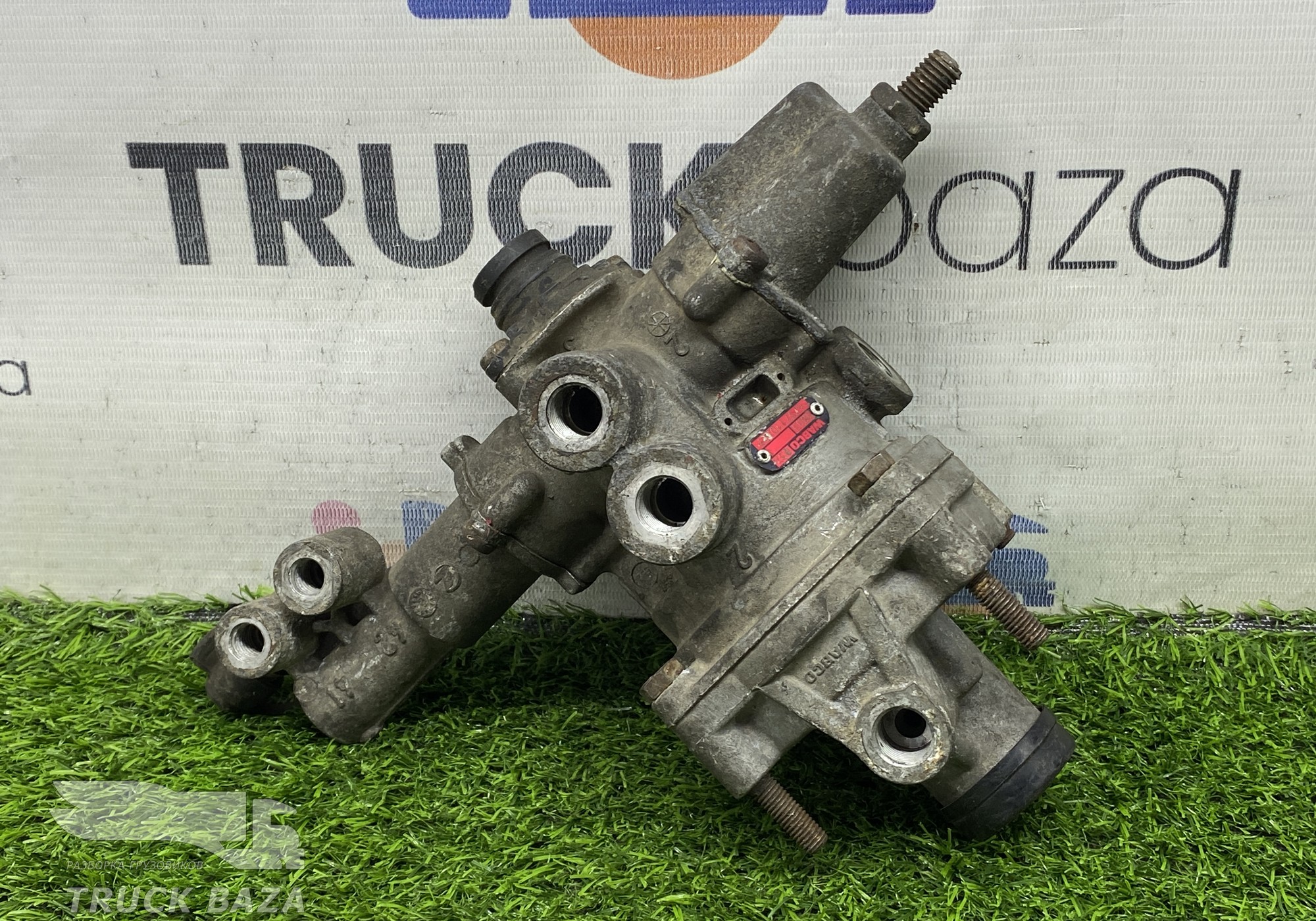 4757110327 Регулятор давления тормозной системы