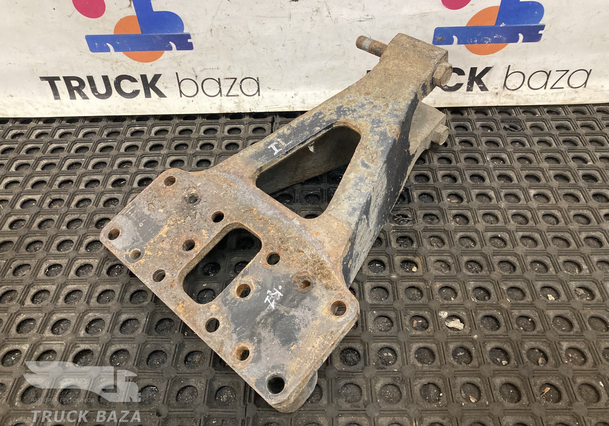 54902912447 Кронштейн реактивной тяги для КАМАЗ 5490 (с 2013)