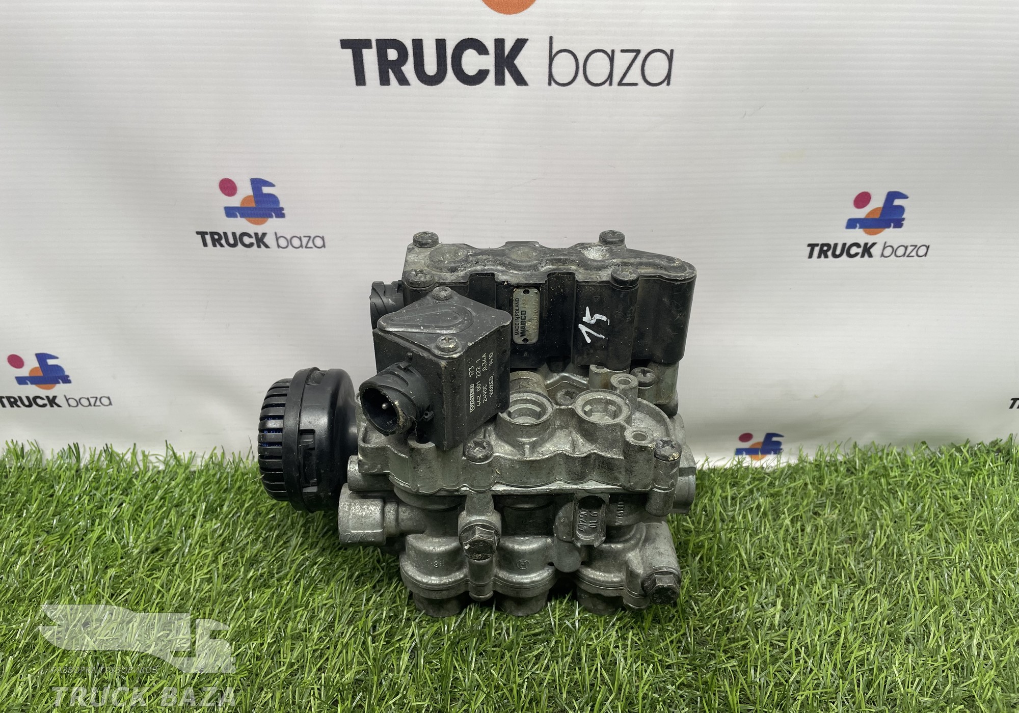 4729000570 Кран уровня пола главный