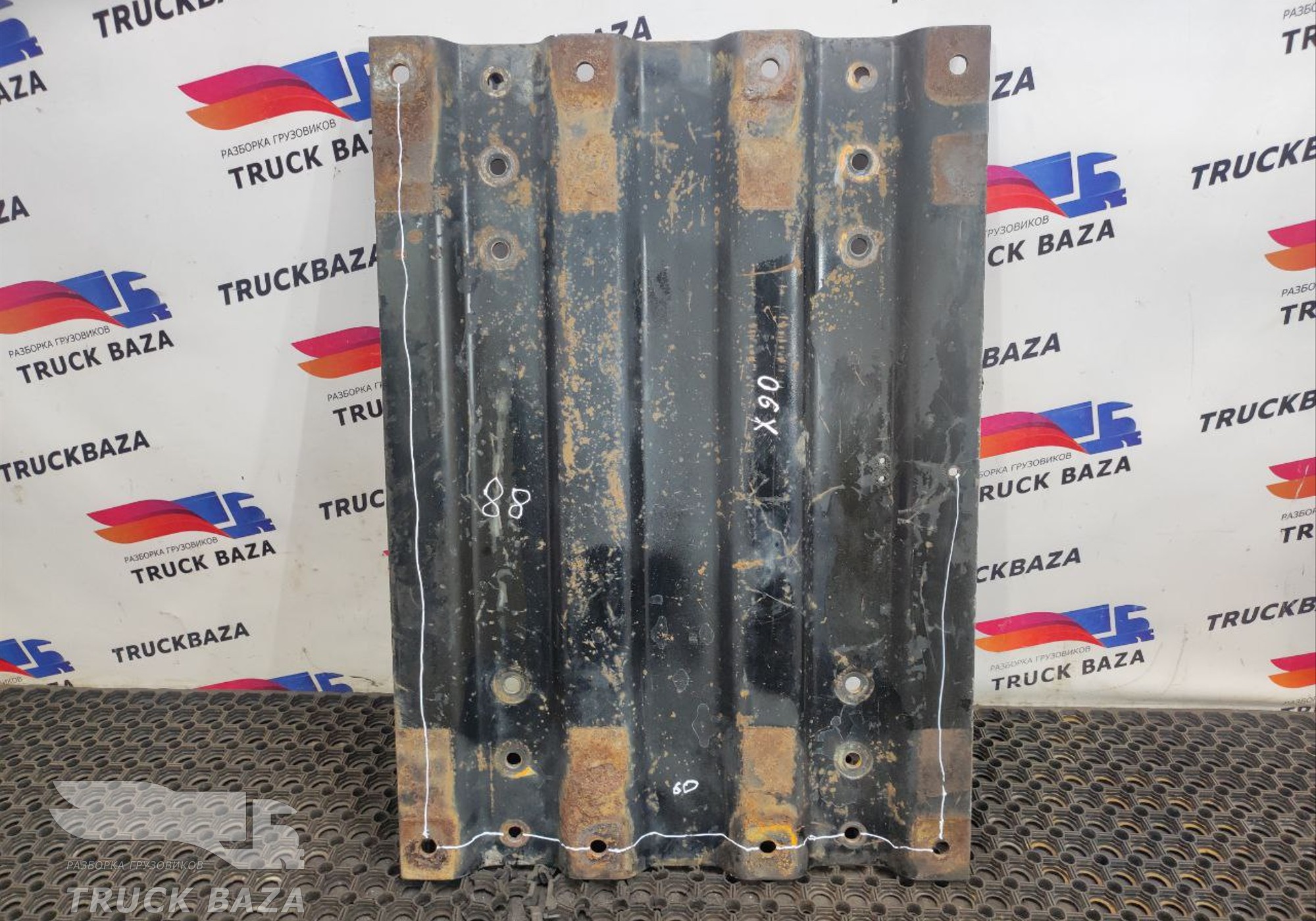 1377193 Плита под седло для Daf XF105 (с 2005)