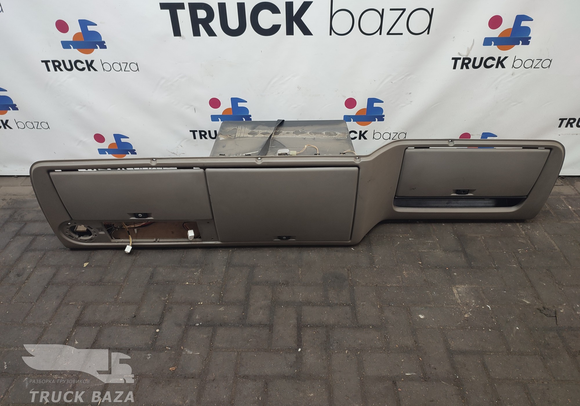 1799393 Консоль кабины верхняя для Daf XF105 (с 2006 по 2020)