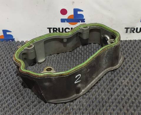 1880754 Проставка клапанной крышки для Scania